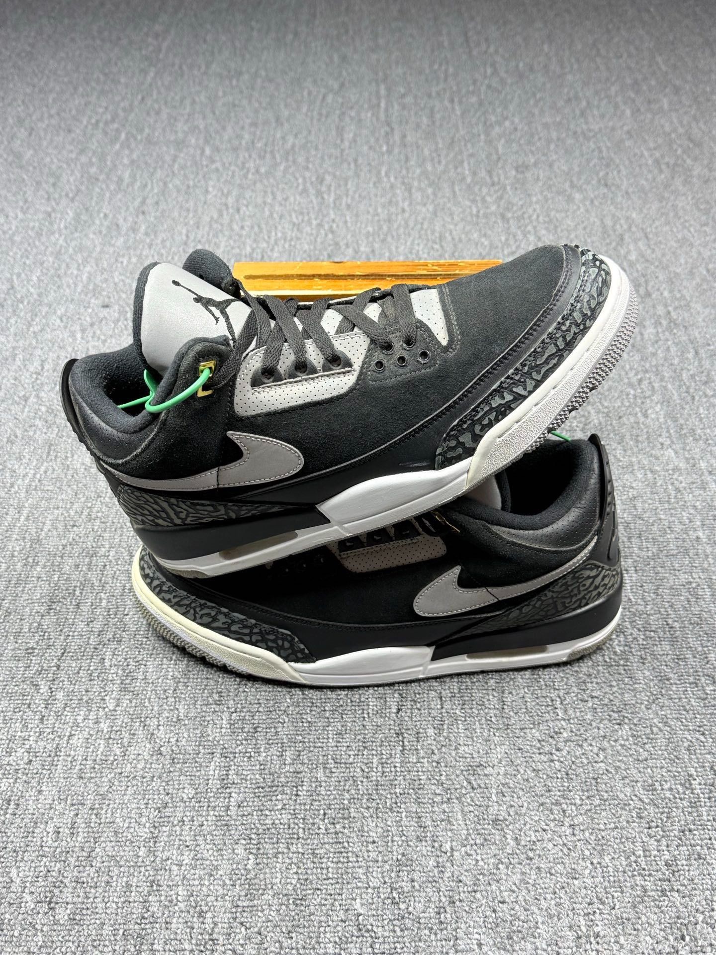 Nike Nike AJ3 Black Lowtop Sneakers 13 Men Size US 13 / EU 46 - 2 Thumbnail
