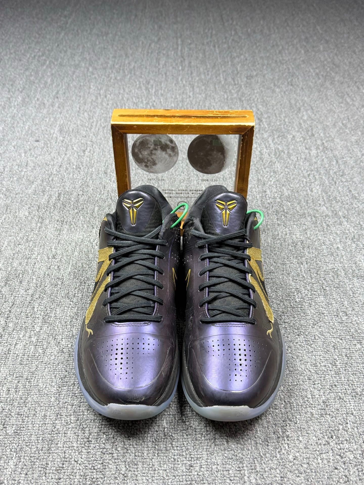 Nike Nike KOBE5 Purple Lowtop Sneakers 11 Men Size US 11 / EU 44 - 4 Thumbnail