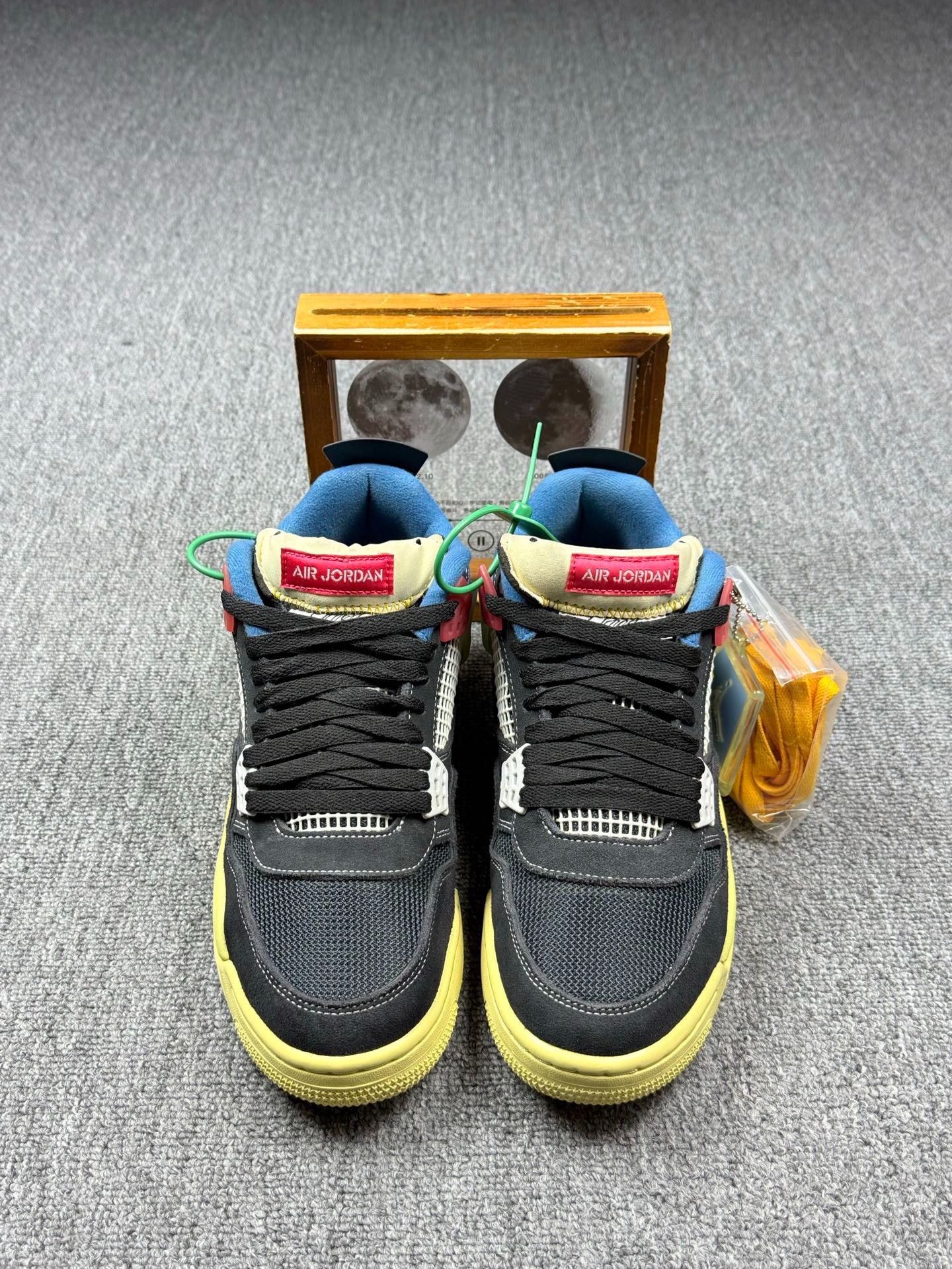 Nike Nike AJ4 Blue Lowtop Sneakers 9 Men Size US 9 / EU 42 - 4 Thumbnail