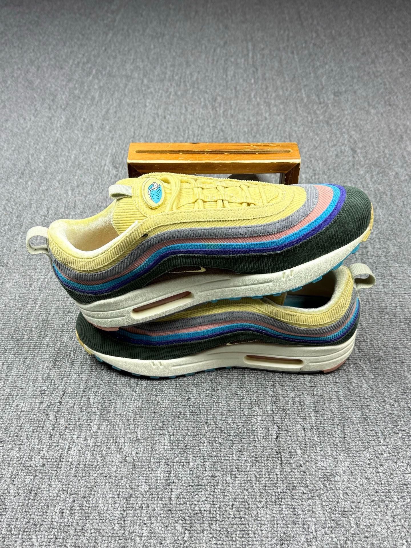 Nike Nike MAX97 Black Lowtop Sneakers 11 Men Size US 11 / EU 44 - 3 Thumbnail