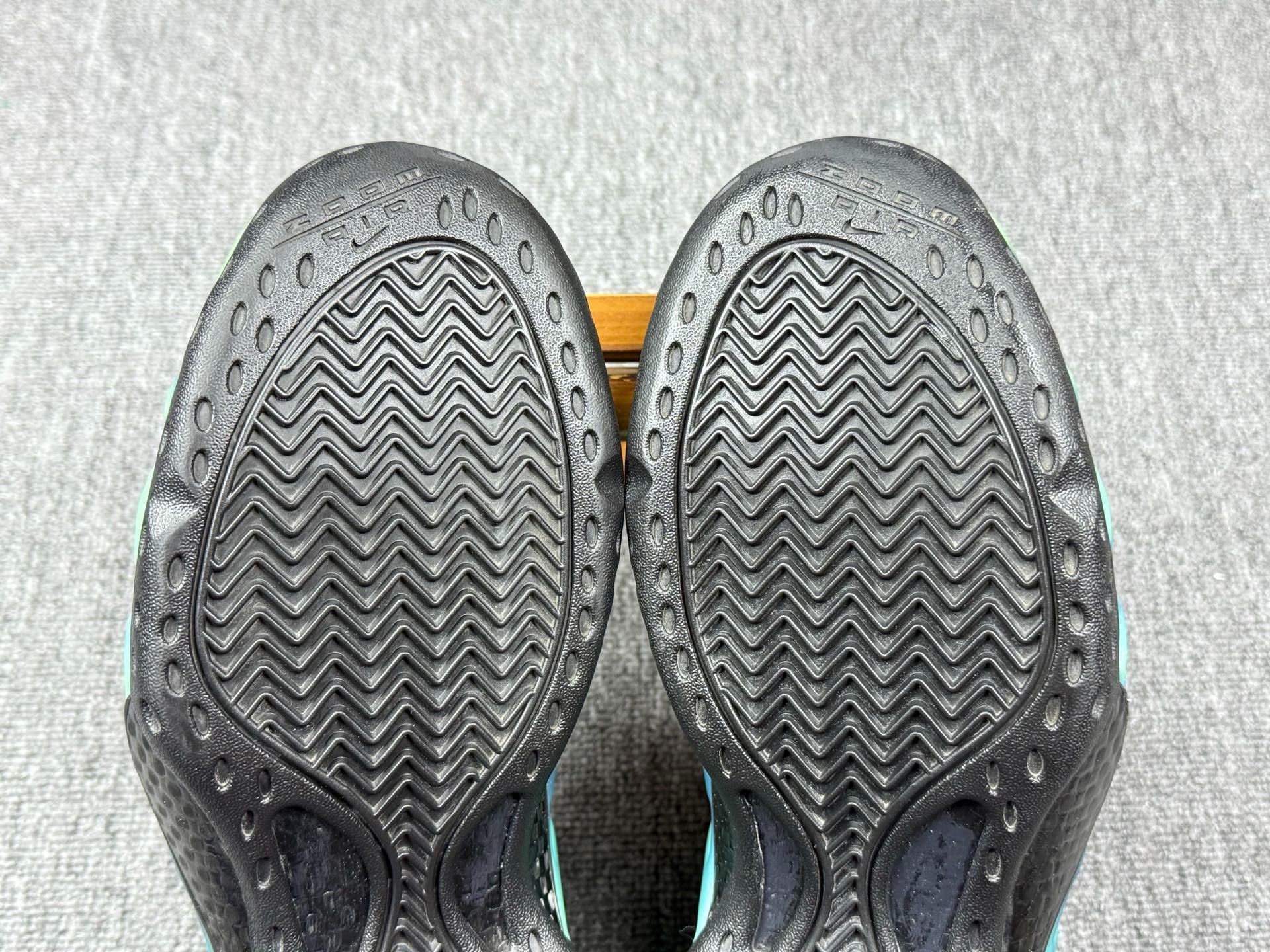 Nike Nike Green Lowtop Sneakers 11 Men Size US 11 / EU 44 - 7 Thumbnail