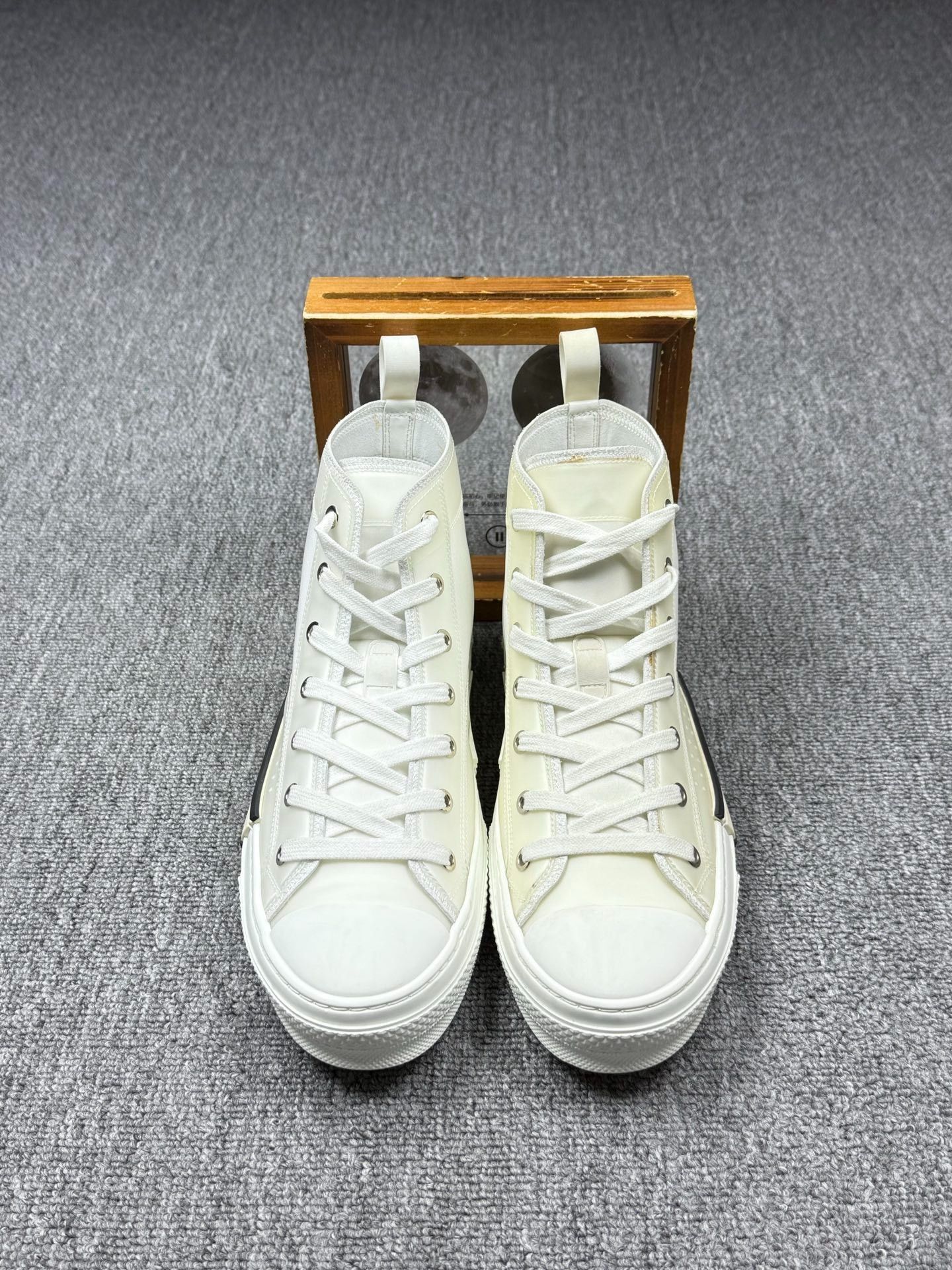 Dior Dior White Hitop Sneakers it_40-5 Women Size US 10.5 / IT 40.5 - 4 Thumbnail