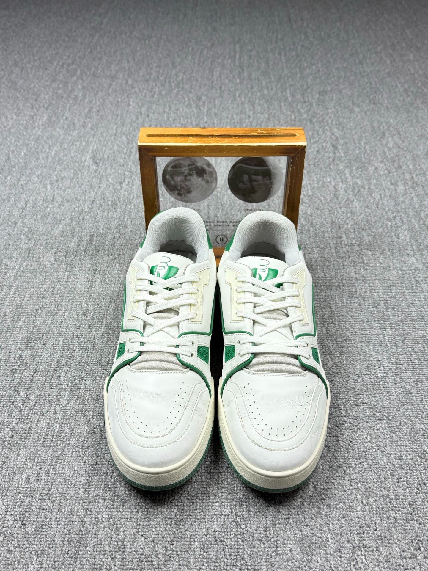 Louis Vuitton Louis Vuitton Training Green Lowtop Sneakers 9 Men Size US 9 / EU 42 - 4 Thumbnail