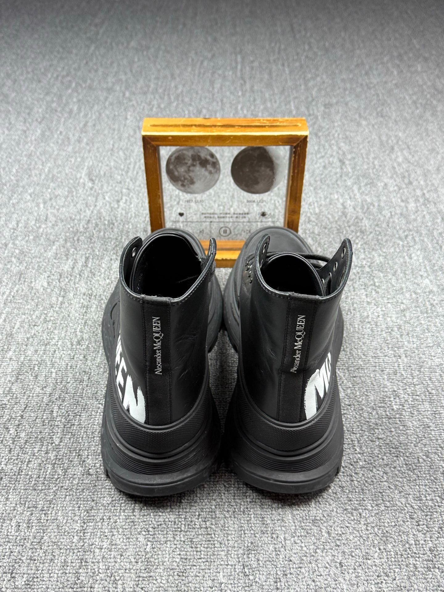 Alexander McQueen Alexander McQueen White Boots 10 Men Size US 10 / EU 43 - 5 Thumbnail