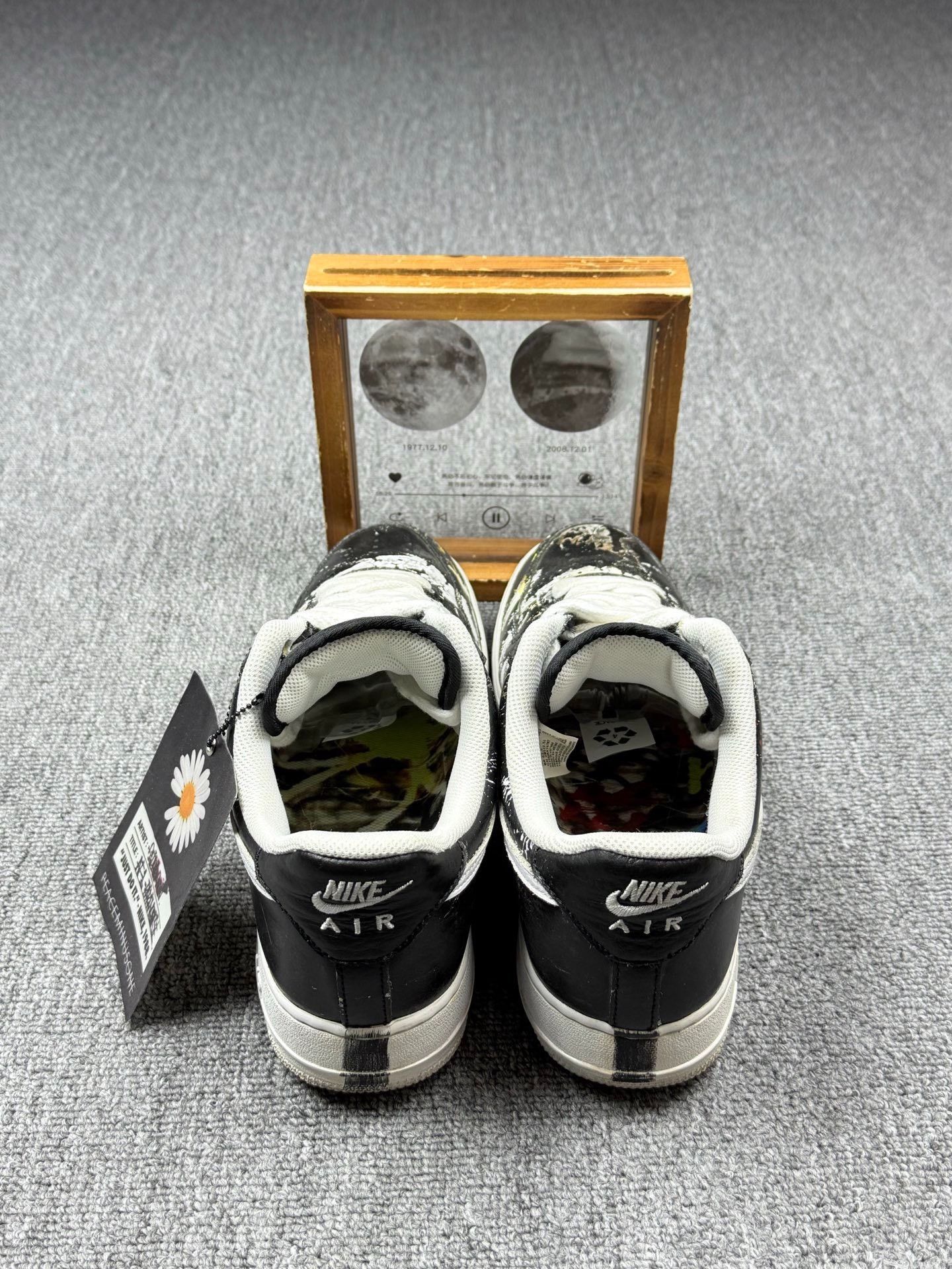 Nike AF1 Black Lowtop Sneakers 11 Men Size US 11 / EU 44 - 5 Thumbnail