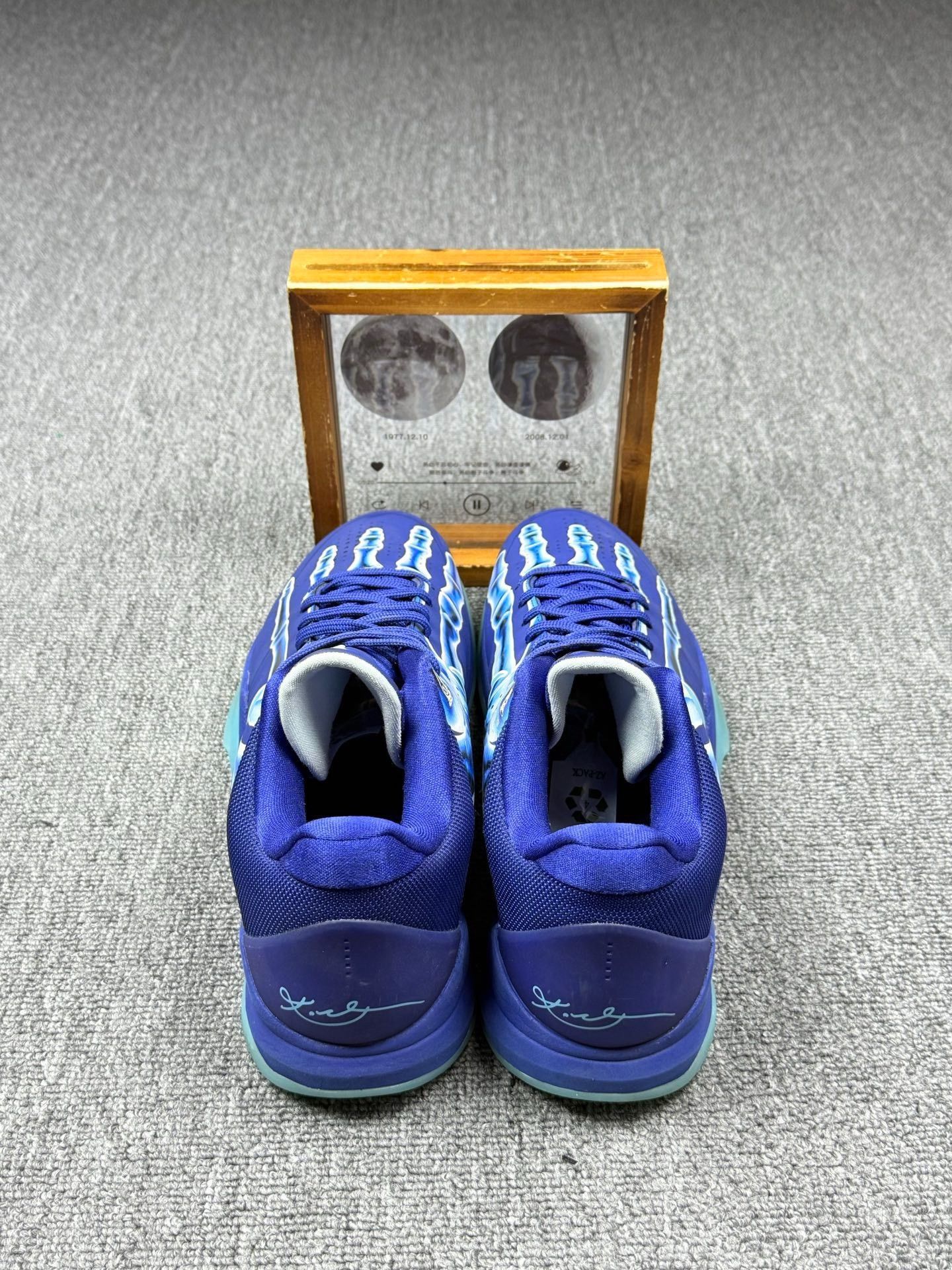 Nike Nike KOBE5 Blue Lowtop Sneakers 12 Men Size US 12 / EU 45 - 5 Thumbnail