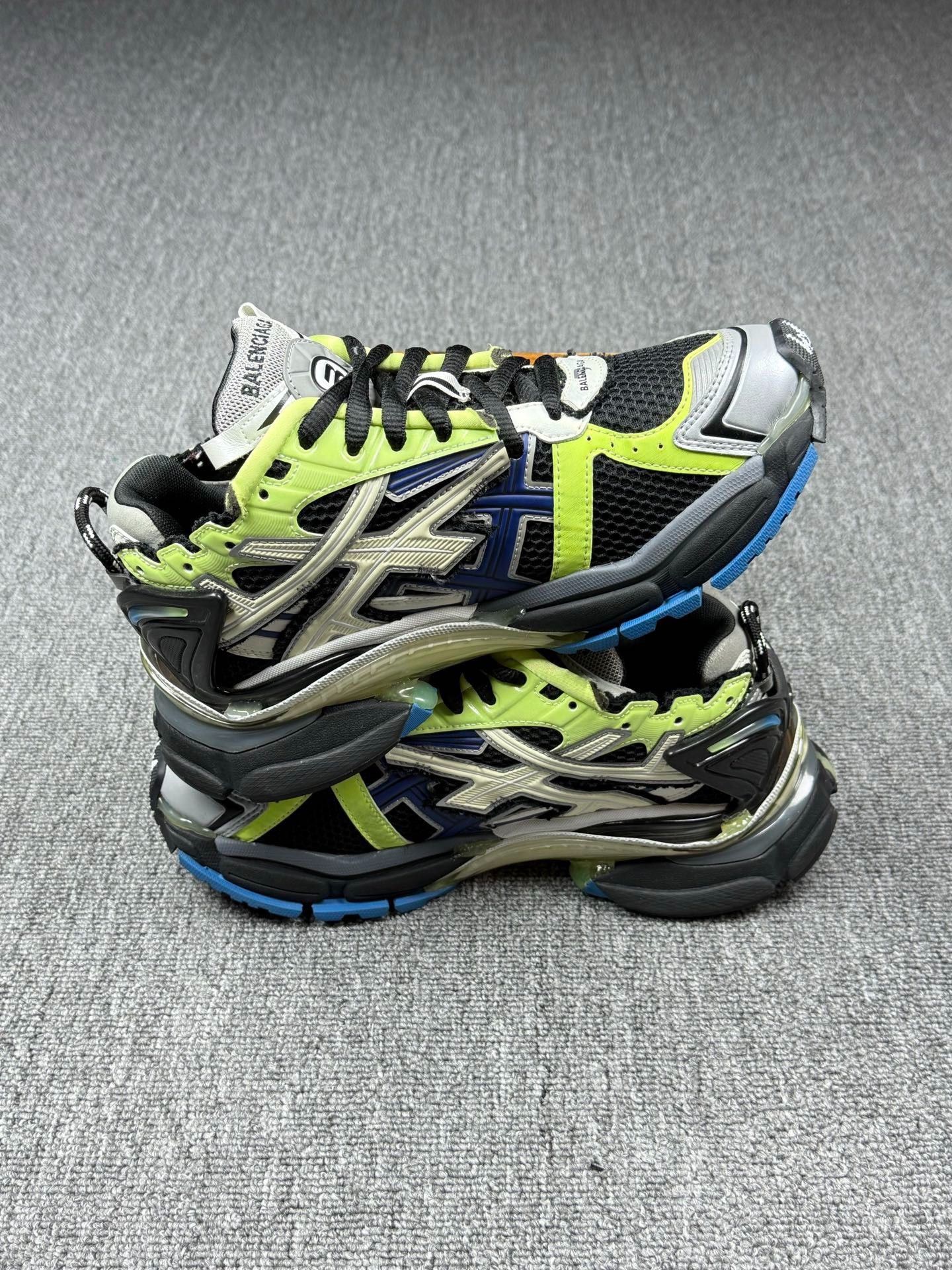Balenciaga Balenciaga Running Multi Lowtop Sneakers 8 Men Size US 8 / EU 41 - 3 Thumbnail