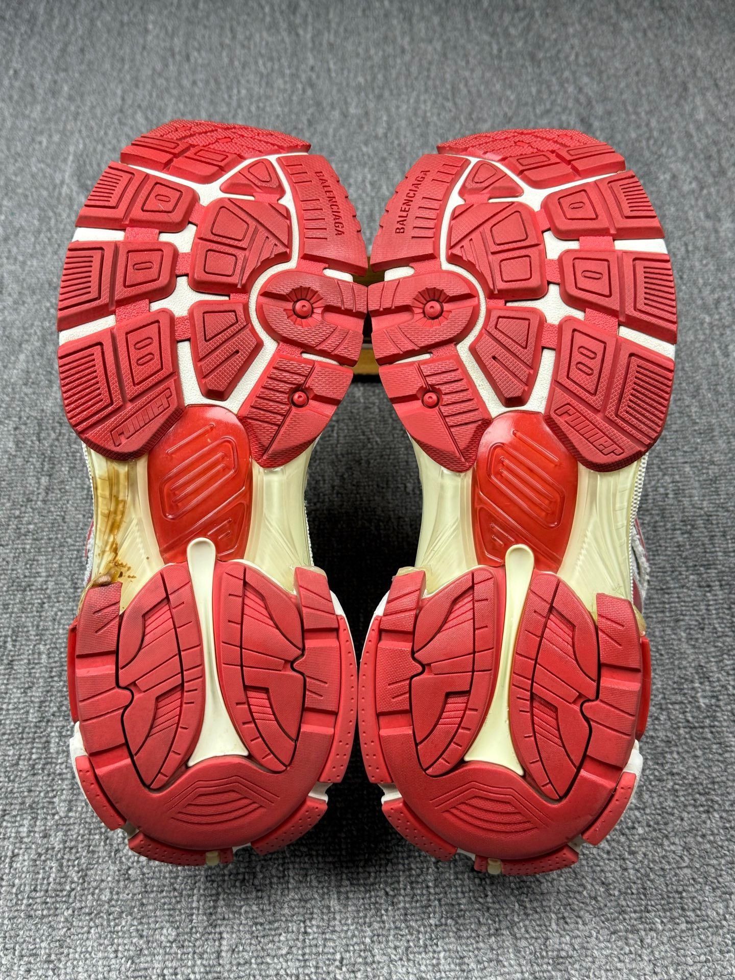 Balenciaga Balenciaga Running Red Lowtop Sneakers 8 Men Size US 8 / EU 41 - 6 Thumbnail