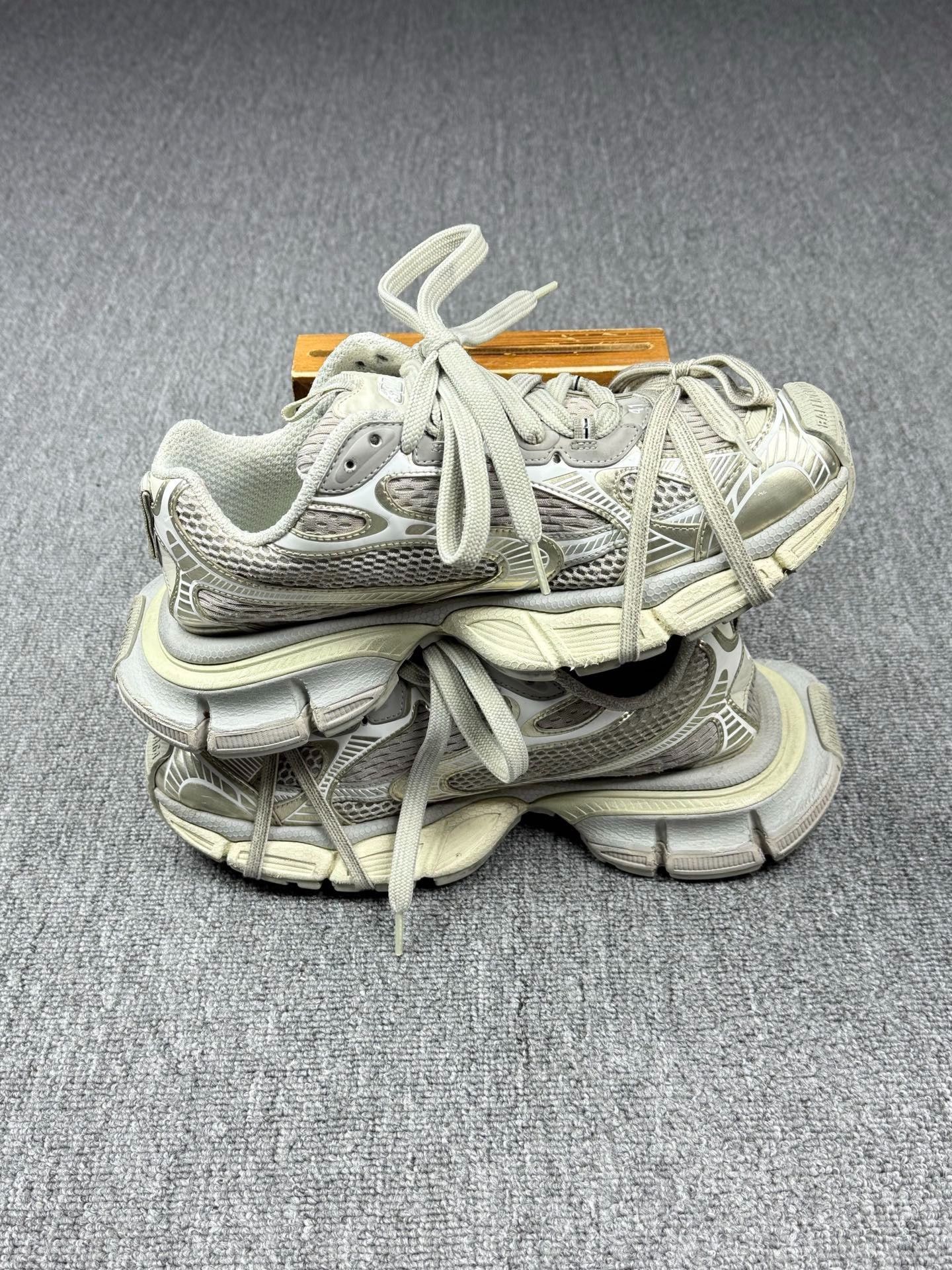 Balenciaga Balenciaga Multi Lowtop Sneakers 8 Men Size US 8 / EU 41 - 3 Thumbnail