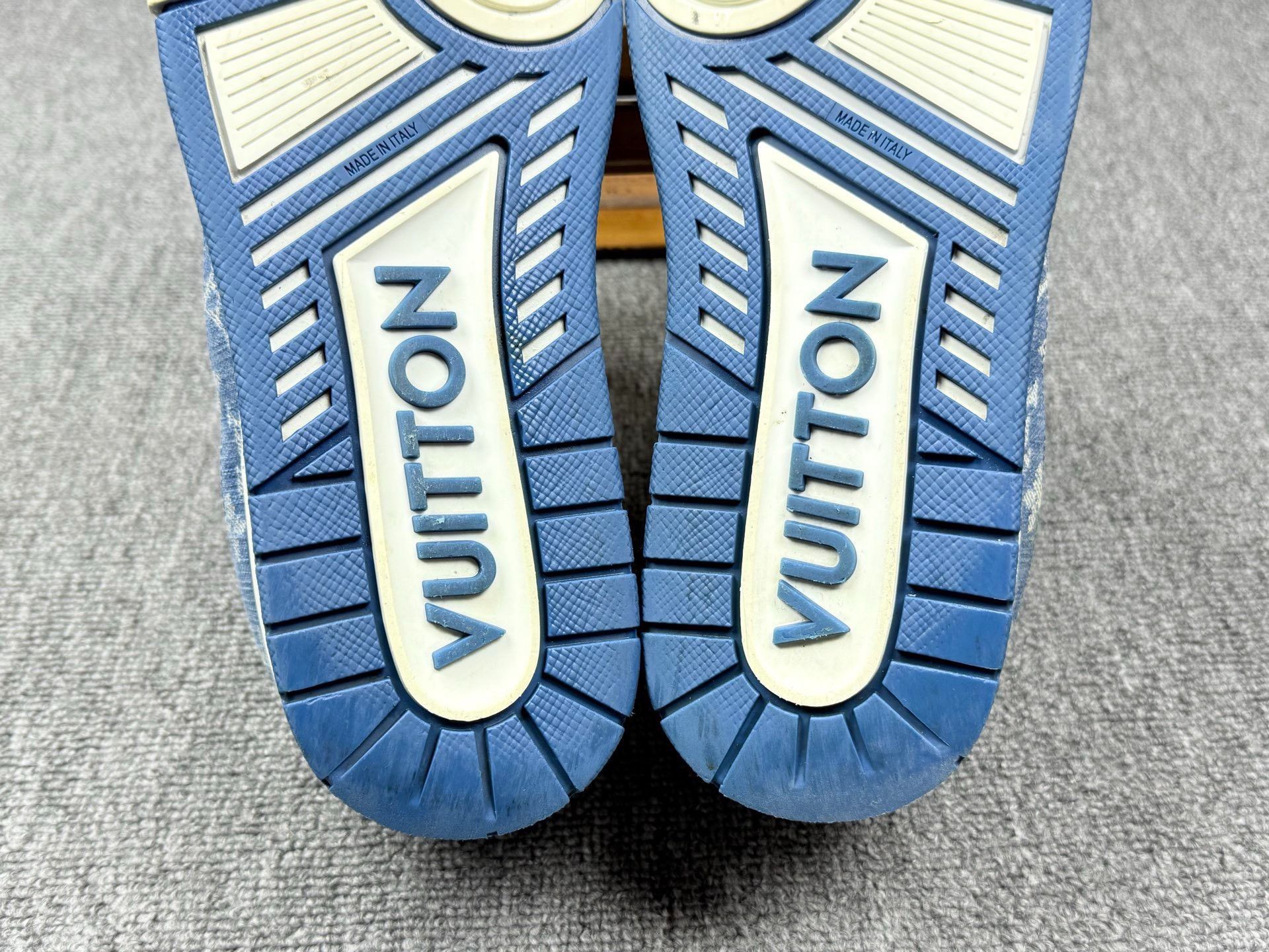 Louis Vuitton Louis Vuitton Training Blue Lowtop Sneakers 8 Men Size US 8 / EU 41 - 8 Thumbnail