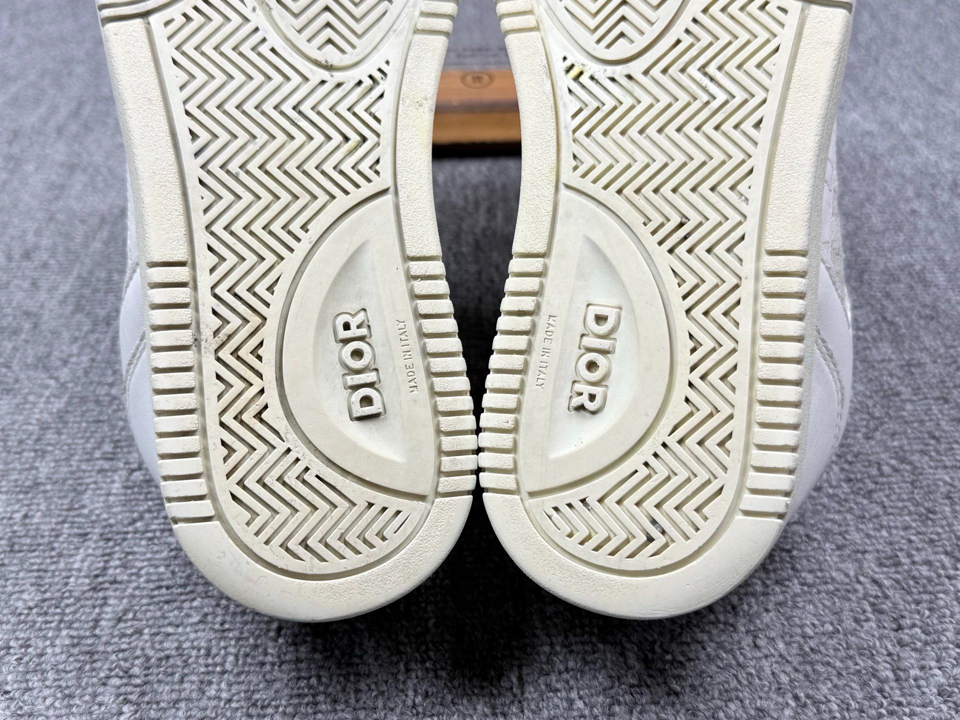 Dior Dior White Lowtop Sneakers 8 Men Size US 8 / EU 41 - 8 Thumbnail