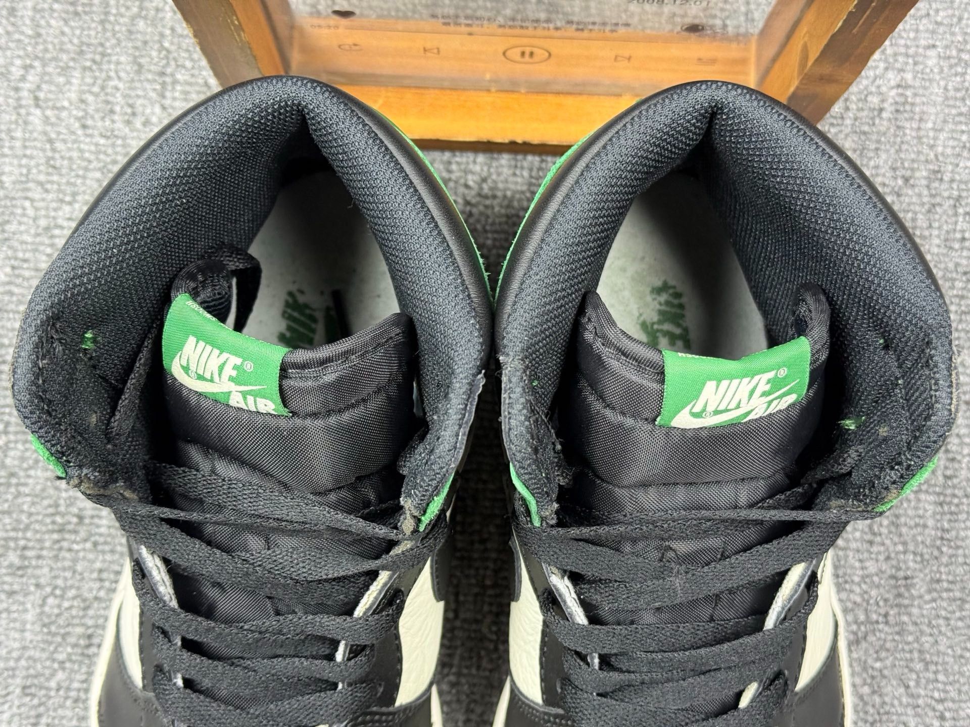 Nike Nike AJ1 Green Lowtop Sneakers 11 Men Size US 11 / EU 44 - 9 Thumbnail
