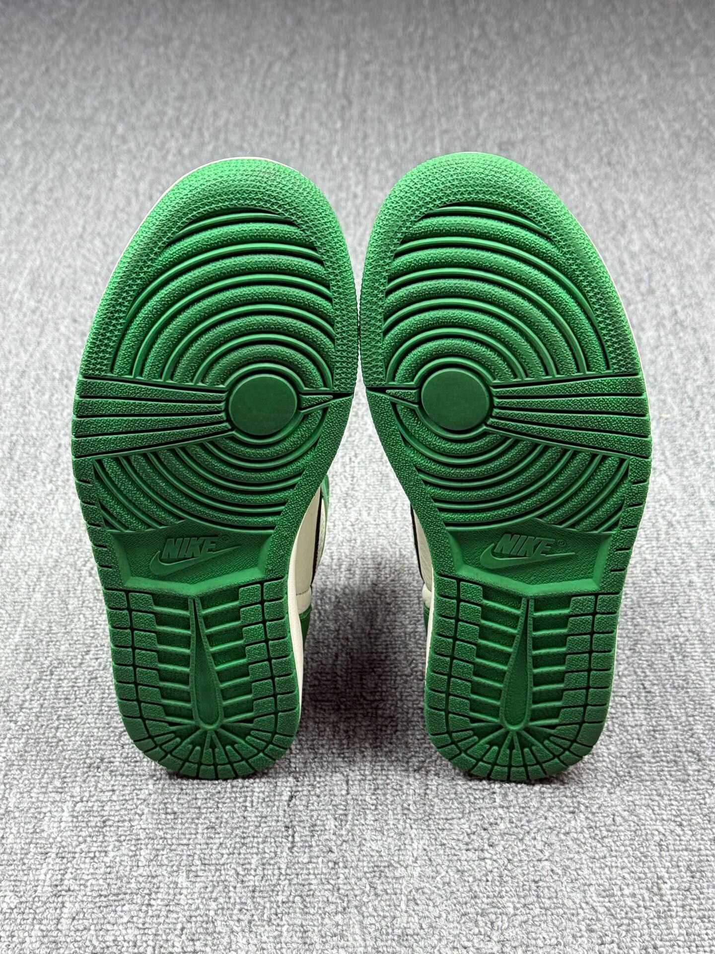 Nike Nike AJ1 Green Lowtop Sneakers 11 Men Size US 11 / EU 44 - 6 Thumbnail