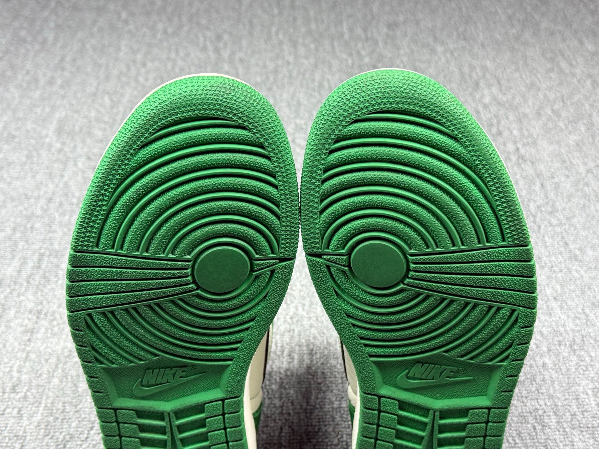 Nike Nike AJ1 Green Lowtop Sneakers 11 Men Size US 11 / EU 44 - 7 Thumbnail