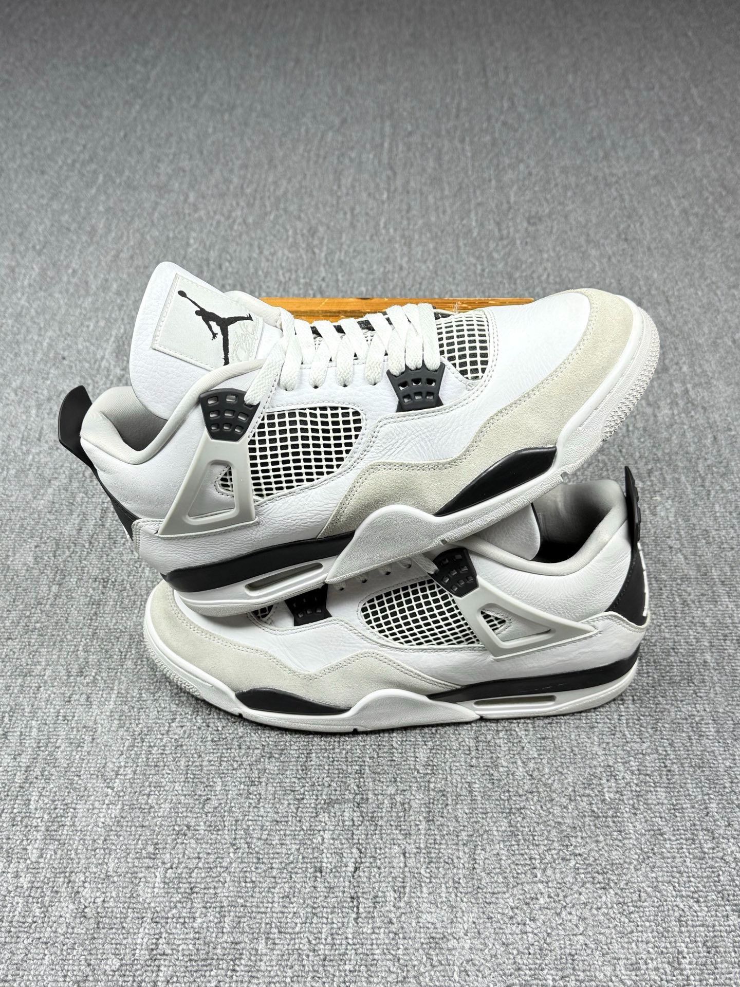 Nike Nike AJ4 Multi Lowtop Sneakers 12 Men Size US 12 / EU 45 - 2 Thumbnail