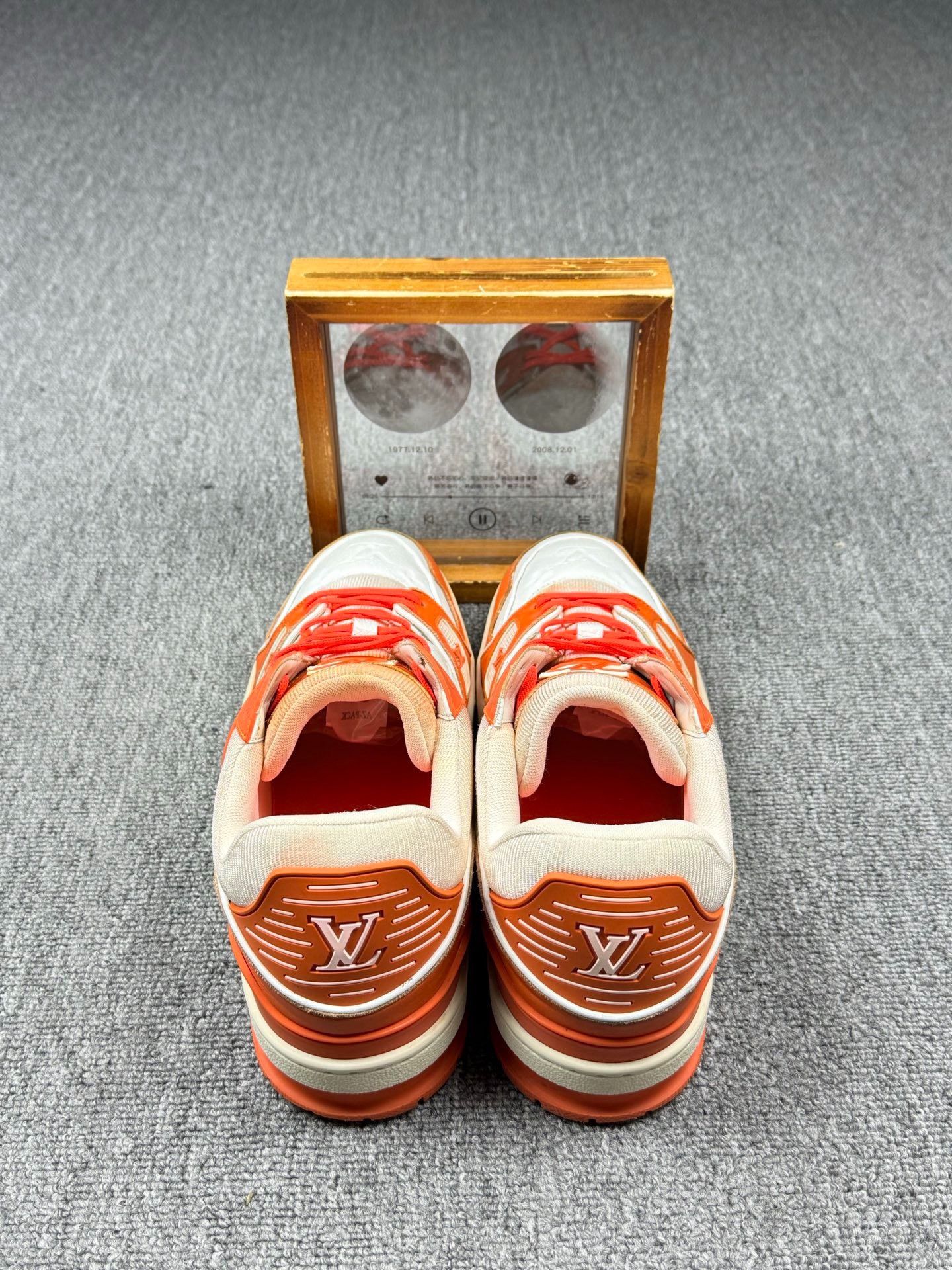 Louis Vuitton Louis Vuitton Training White Lowtop Sneakers 10 Men Size US 10 / EU 43 - 5 Thumbnail