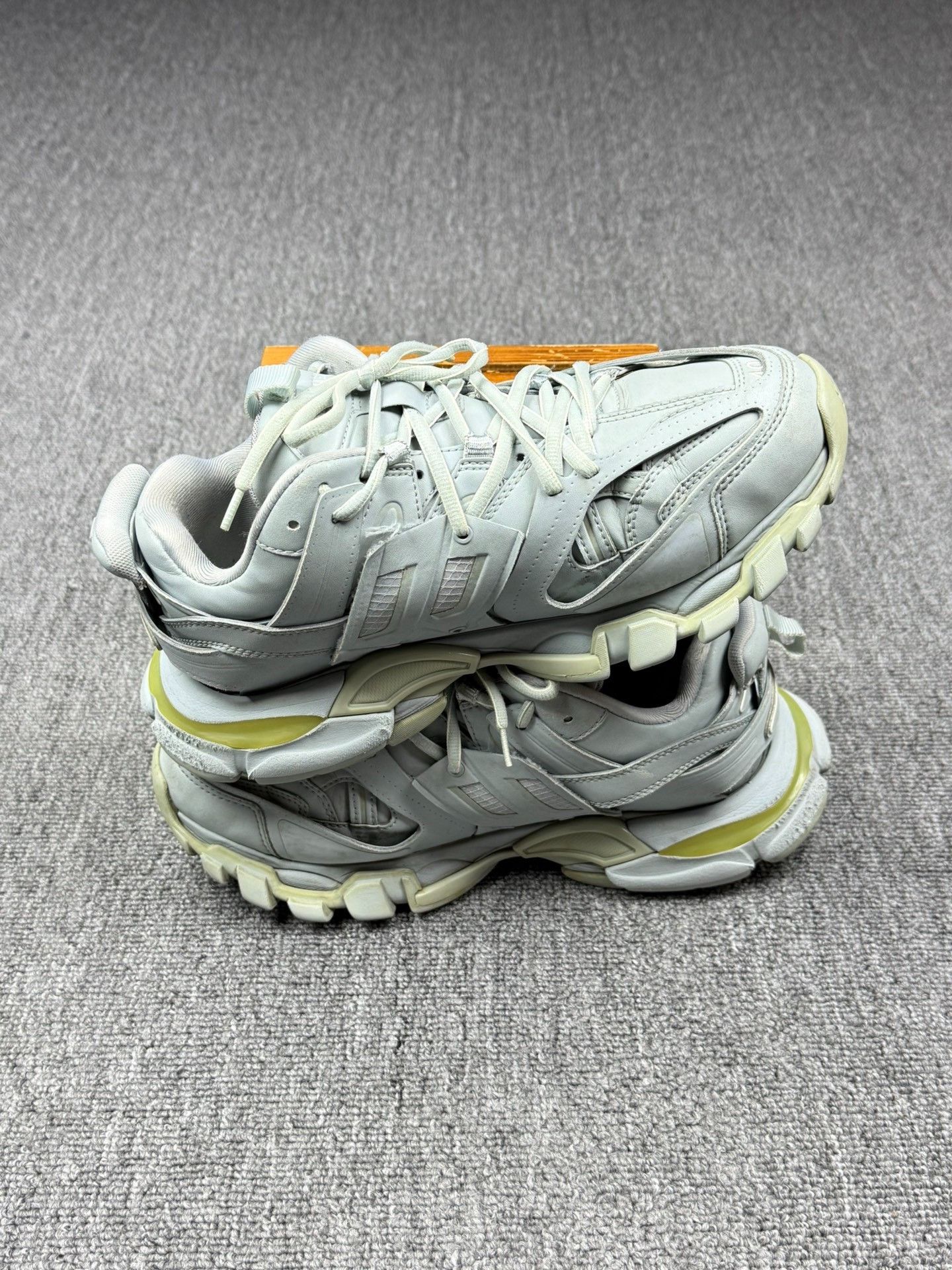 Balenciaga Balenciaga Multi Lowtop Sneakers 7 Men Size US 7 / EU 40 - 3 Thumbnail