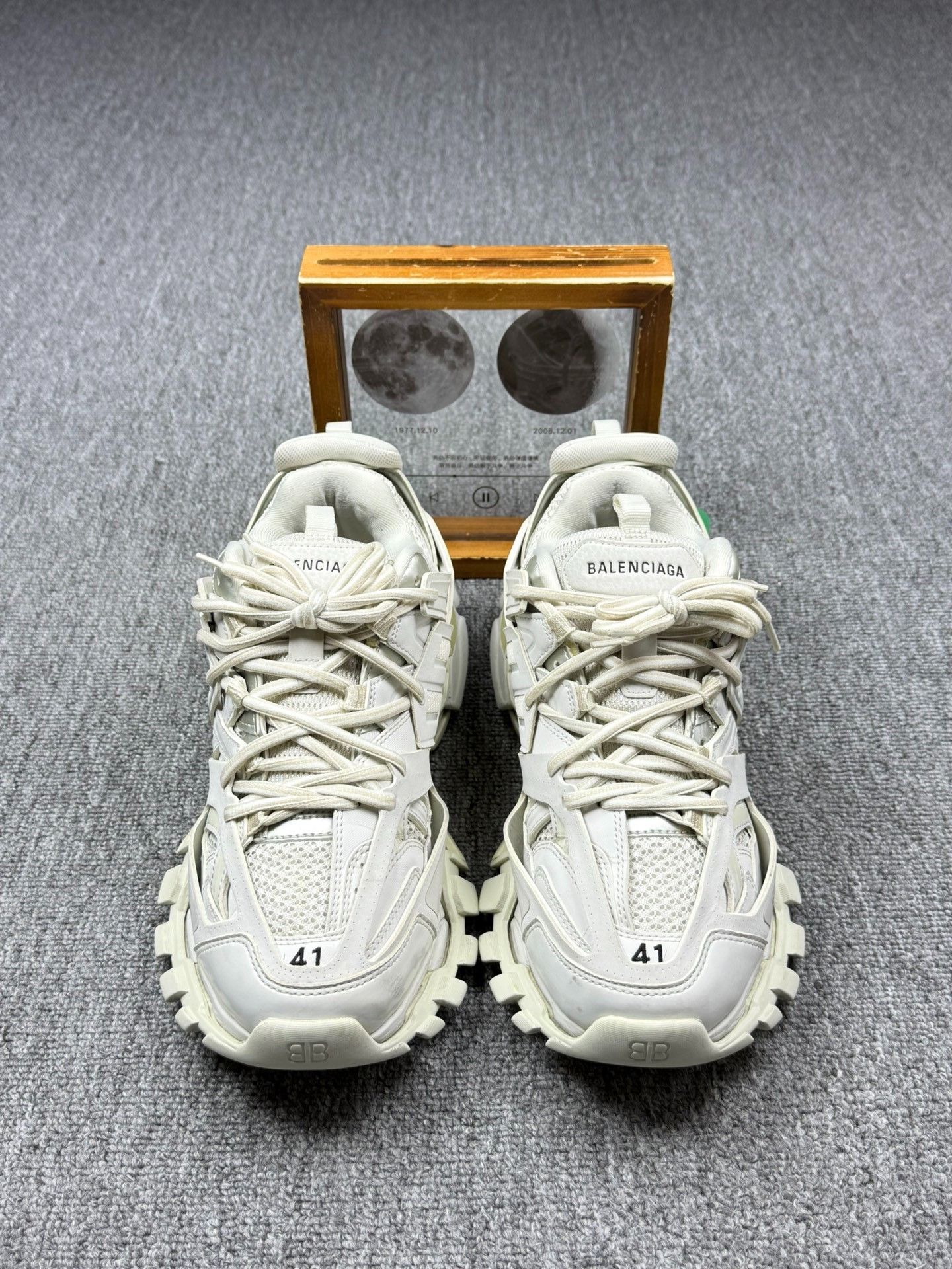 Balenciaga Balenciaga White Lowtop Sneakers 8 Men Size US 8 / EU 41 - 4 Thumbnail