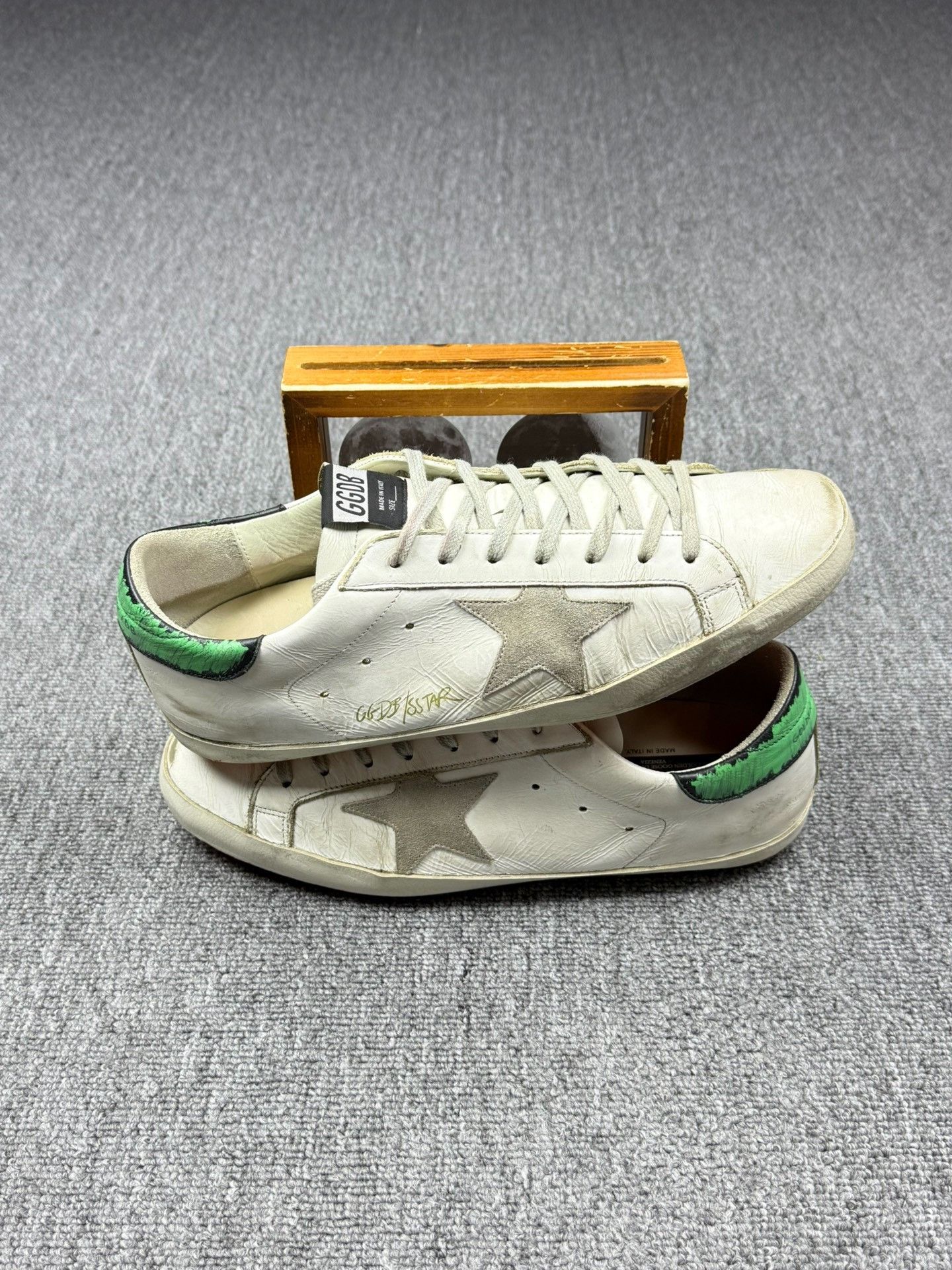 Golden Goose Golden Goose Yellow Lowtop Sneakers 10 Men Size US 10 / EU 43 - 2 Thumbnail