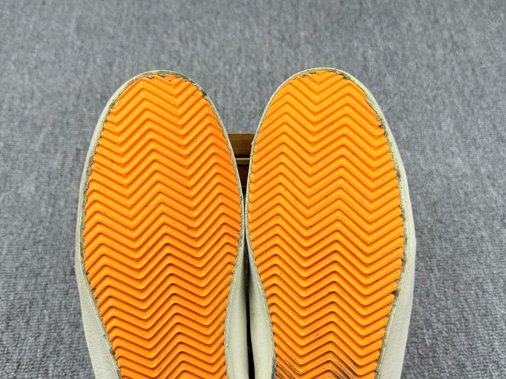 Golden Goose Golden Goose Yellow Lowtop Sneakers 10 Men Size US 10 / EU 43 - 7 Thumbnail