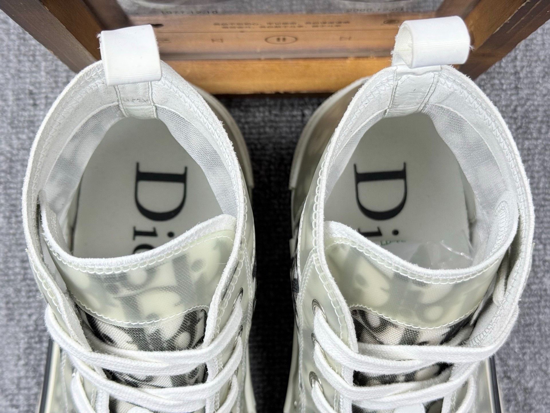 Dior Dior Black Hitop Sneakers 9 Men Size US 9 / EU 42 - 9 Thumbnail
