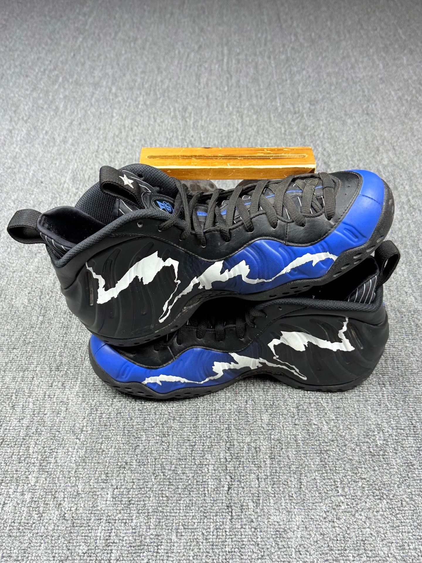 Nike Nike Blue Lowtop Sneakers 11 Men Size US 11 / EU 44 - 3 Thumbnail