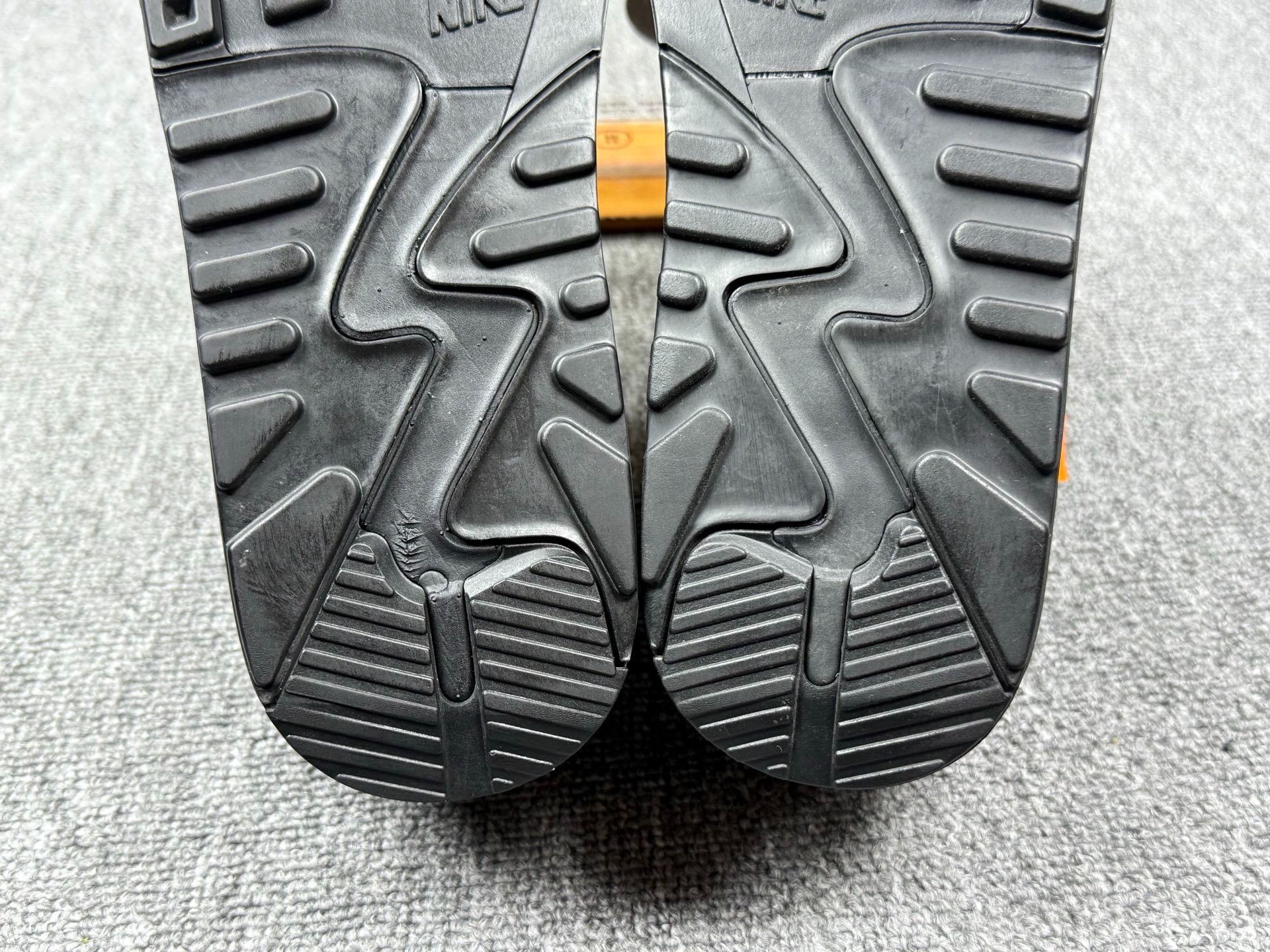 Nike Nike MAX90 Black Lowtop Sneakers 9 Men Size US 9 / EU 42 - 8 Thumbnail