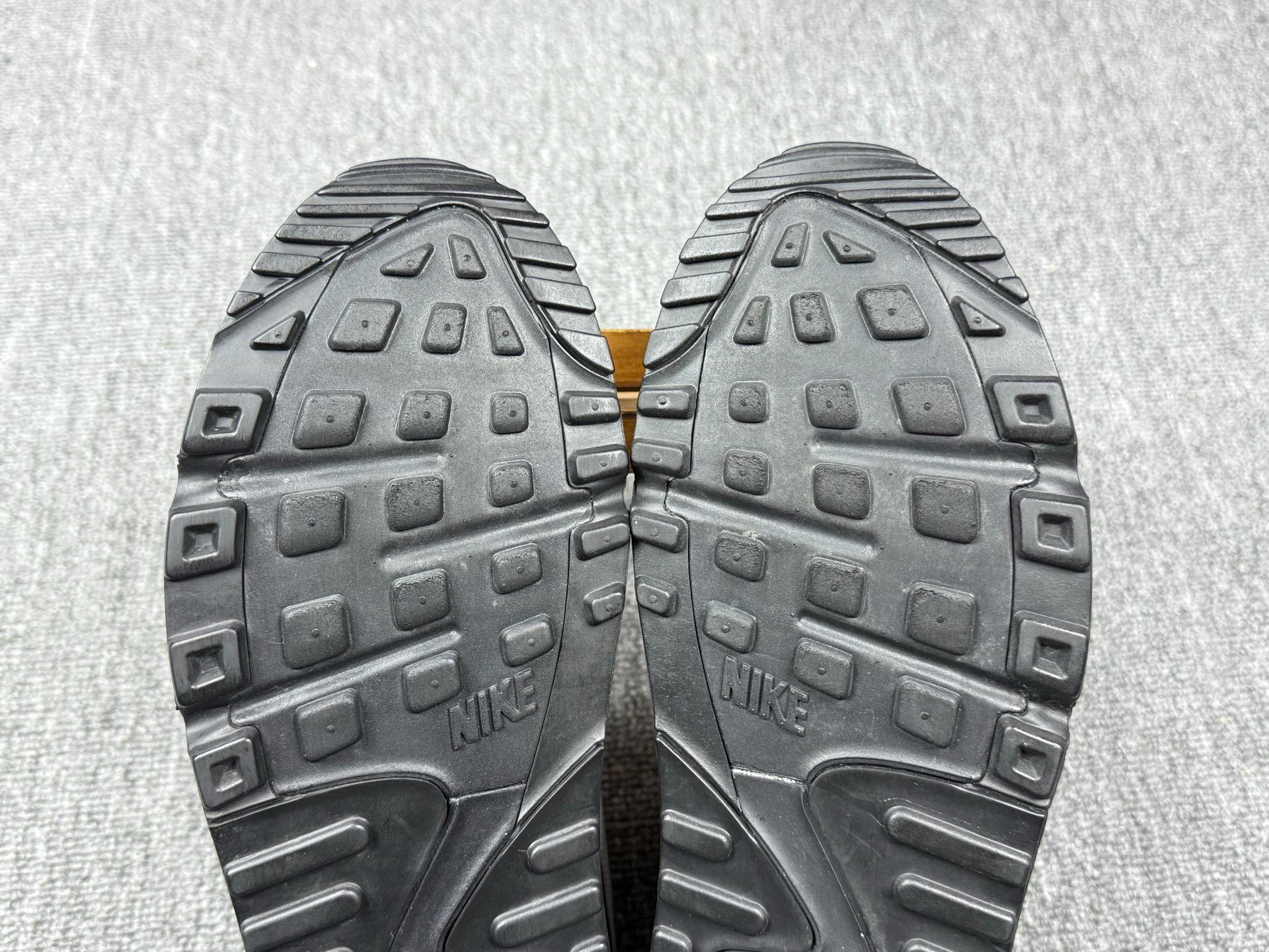 Nike Nike MAX90 Black Lowtop Sneakers 9 Men Size US 9 / EU 42 - 7 Thumbnail
