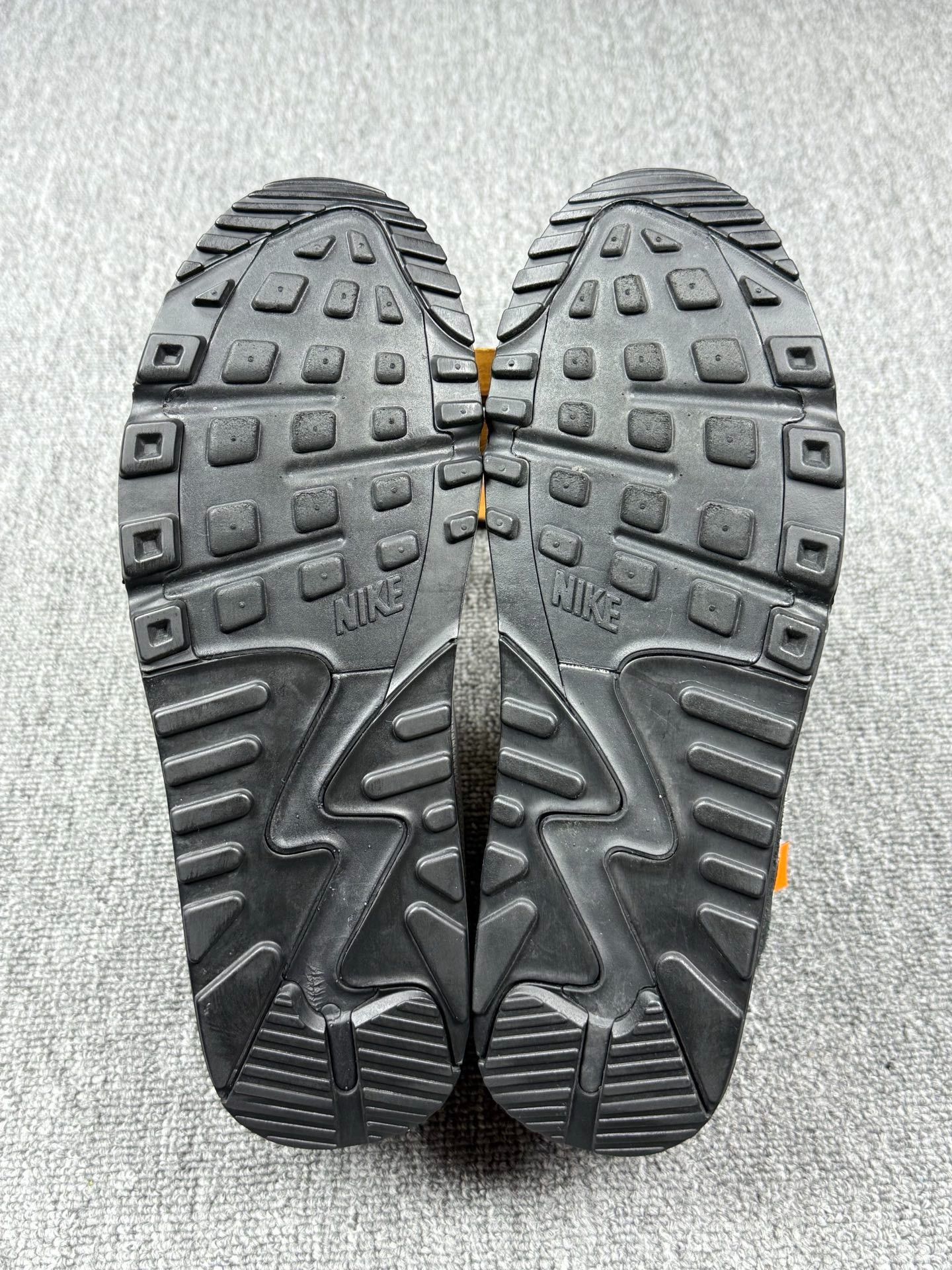 Nike Nike MAX90 Black Lowtop Sneakers 9 Men Size US 9 / EU 42 - 6 Thumbnail