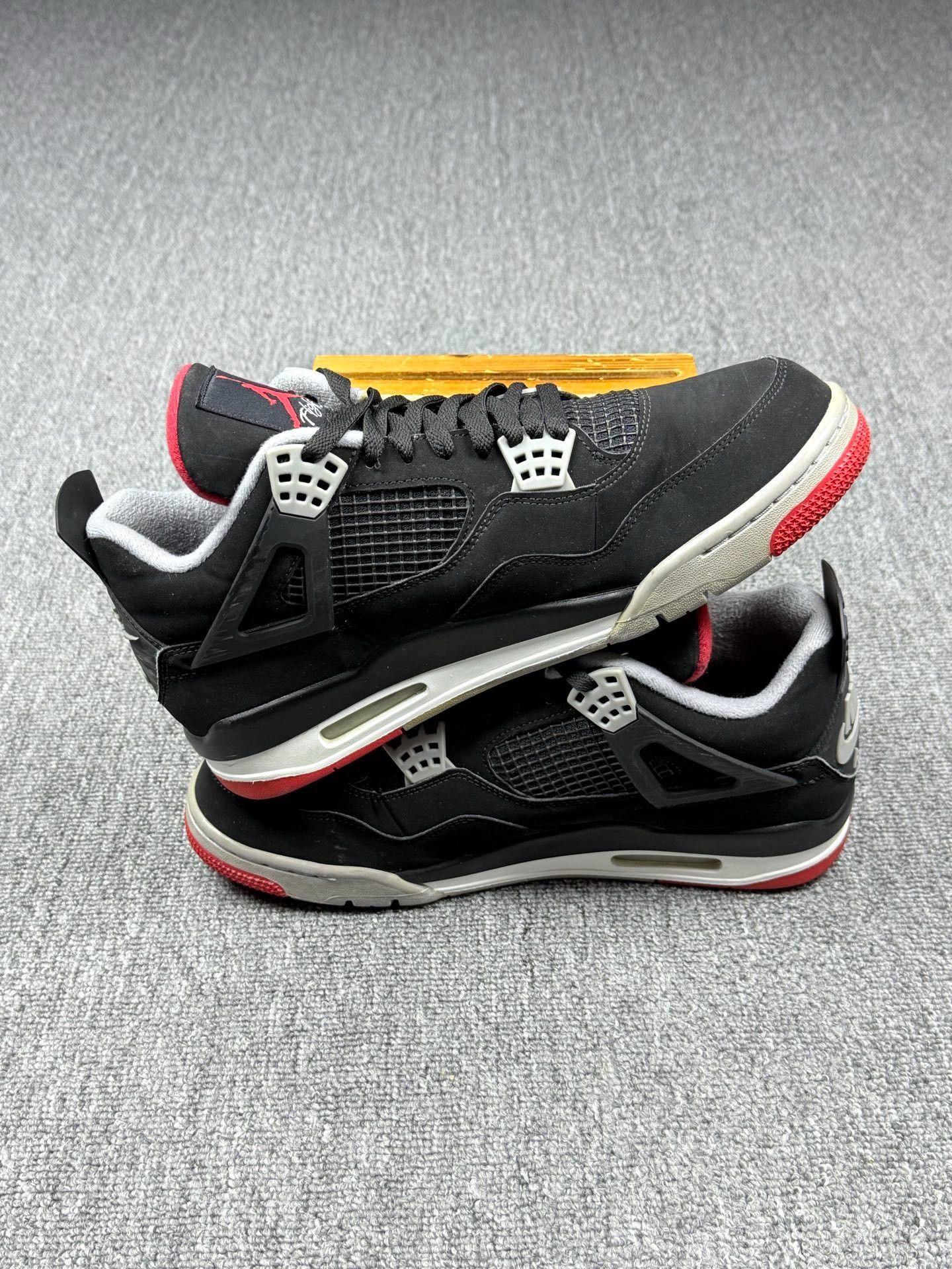 Nike Nike AJ4 Black Lowtop Sneakers 12 Men Size US 12 / EU 45 - 3 Thumbnail