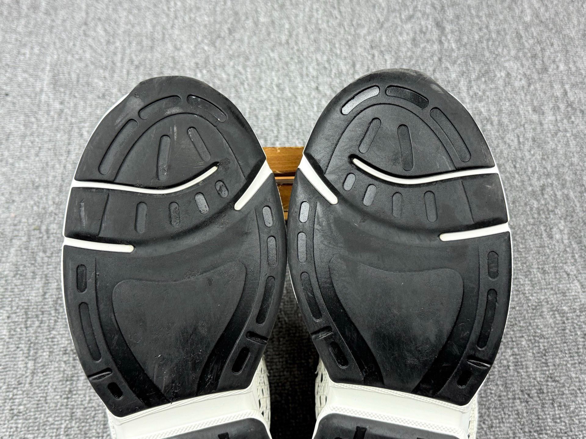 Dior Dior White Lowtop Sneakers 11 Men Size US 11 / EU 44 - 7 Thumbnail