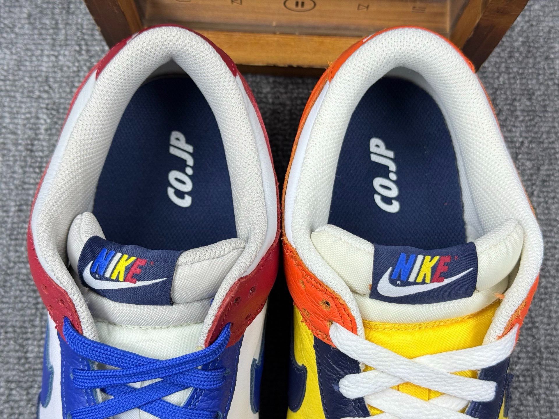 Nike Nike DUNK LOW Limited Multi Lowtop Sneakers 9 Men Size US 9 / EU 42 - 8 Thumbnail