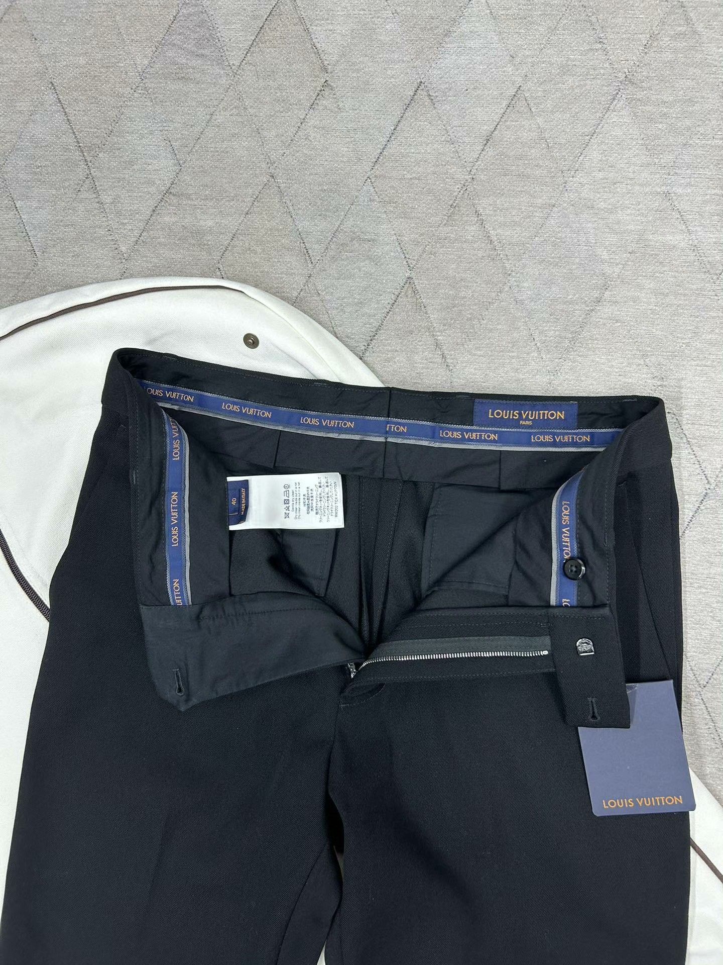 Louis Vuitton LV Metal Logo Wool Trousers Size US 28 / EU 44 - 5 Thumbnail