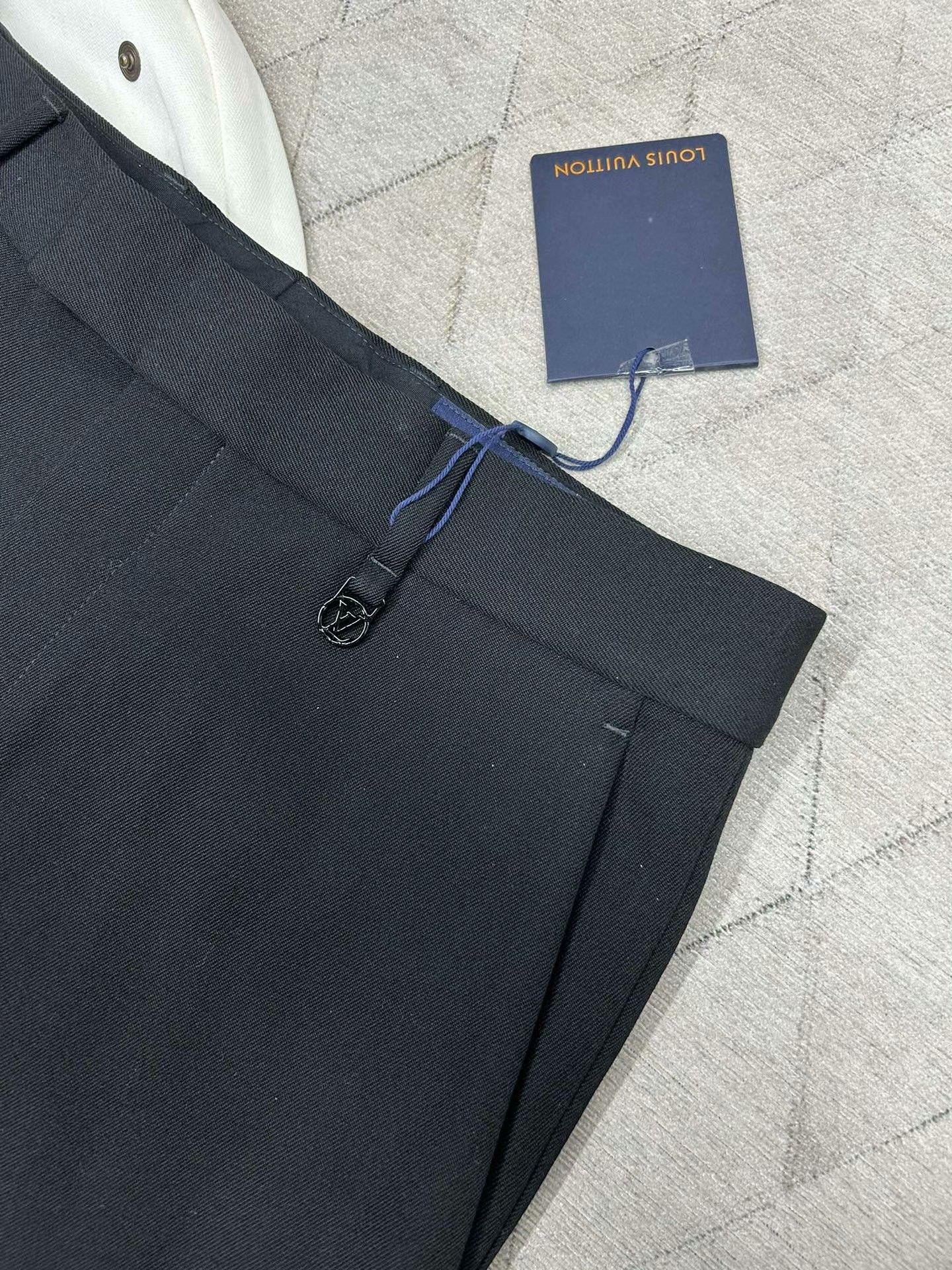 Louis Vuitton LV Metal Logo Wool Trousers Size US 28 / EU 44 - 2 Thumbnail