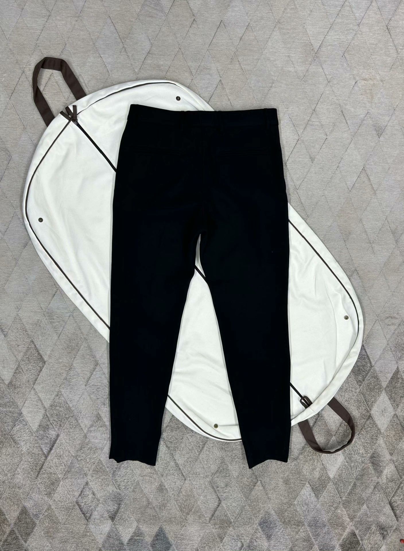 Louis Vuitton LV Metal Logo Wool Trousers Size US 28 / EU 44 - 3 Thumbnail