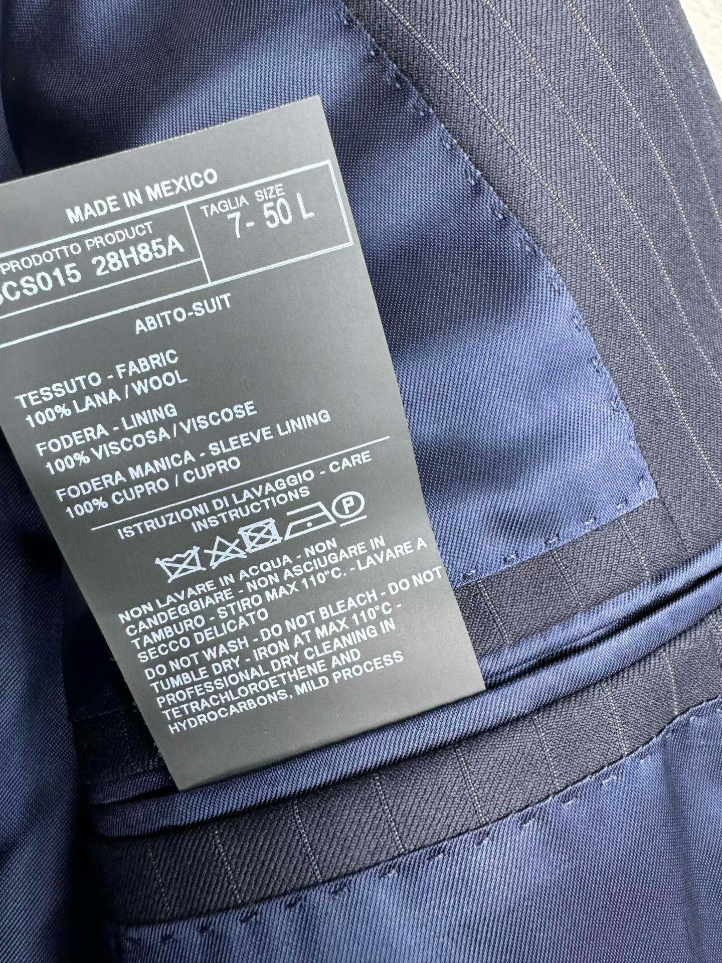 Ermenegildo Zegna Zegna Dark Blue Striped Wool Suit Size US M / EU 48-50 / 2 - 7 Thumbnail