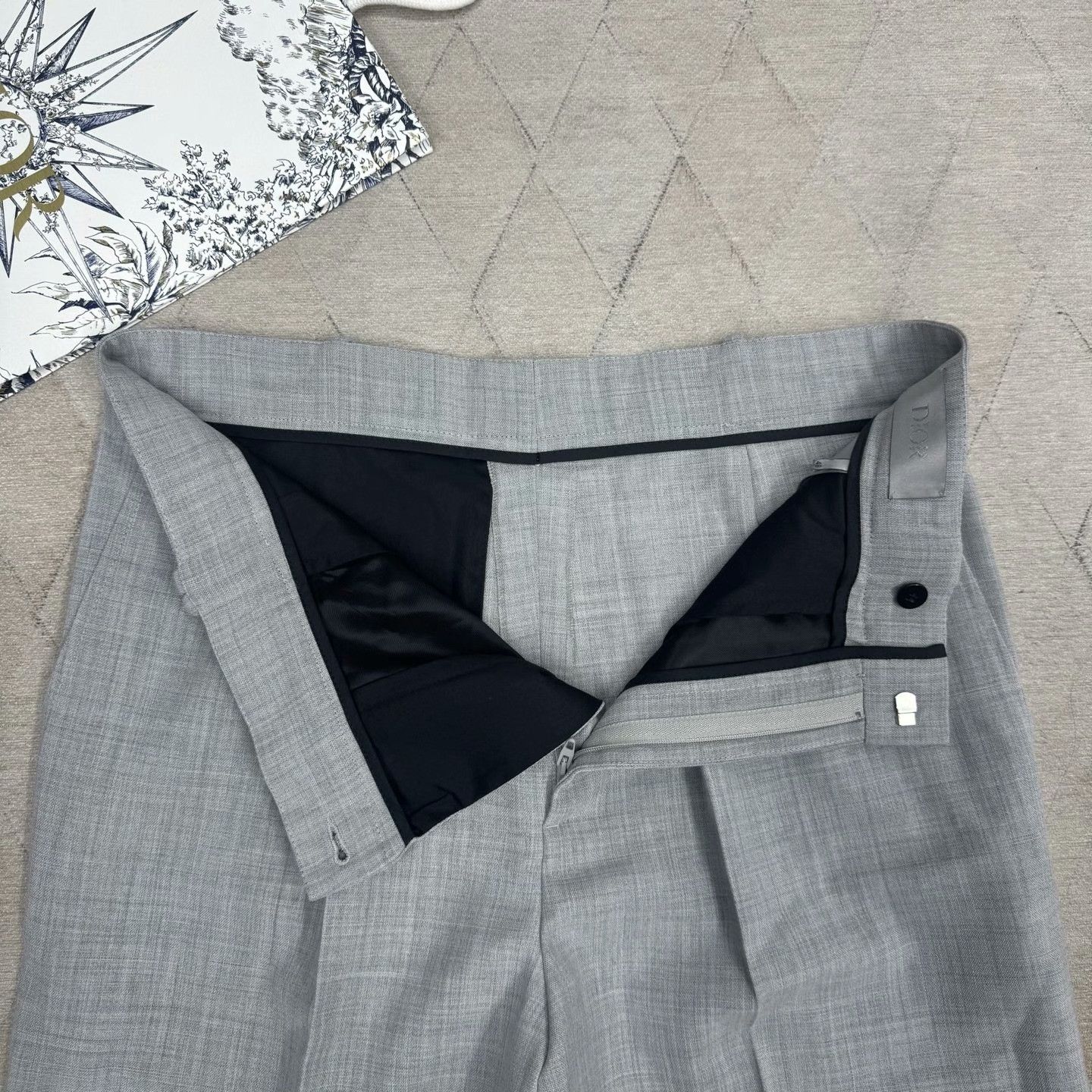 Dior Dior Gray Wool Trousers Size US 34 / EU 50 - 4 Thumbnail