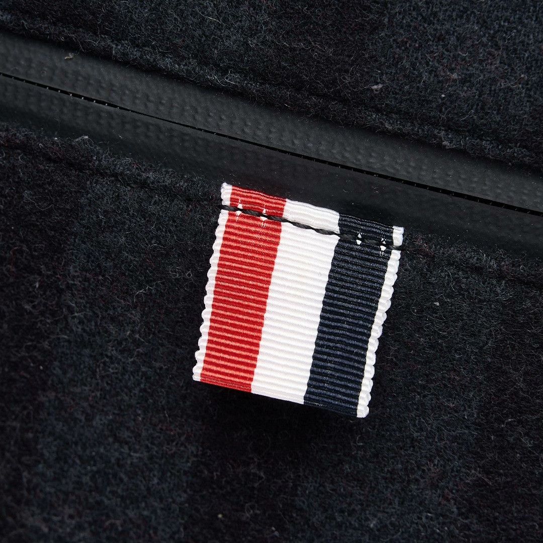 Thom Browne Thom Browne Men's Classic Melton Shoulder Bag Size ONE SIZE - 2 Thumbnail