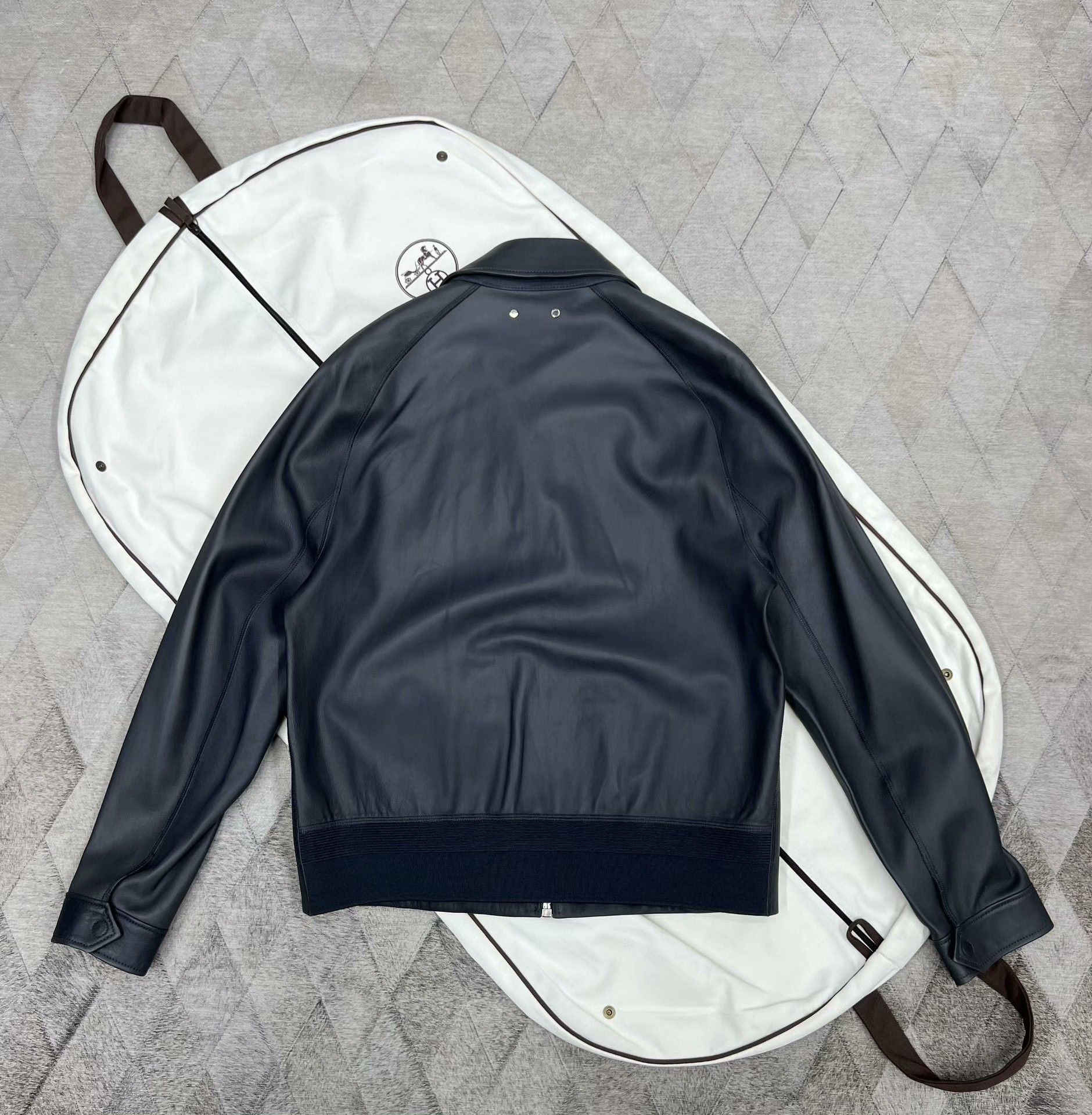 Louis Vuitton Louis Vuitton Reversible Sheepskin Jacket Size US L / EU 52-54 / 3 - 4 Thumbnail