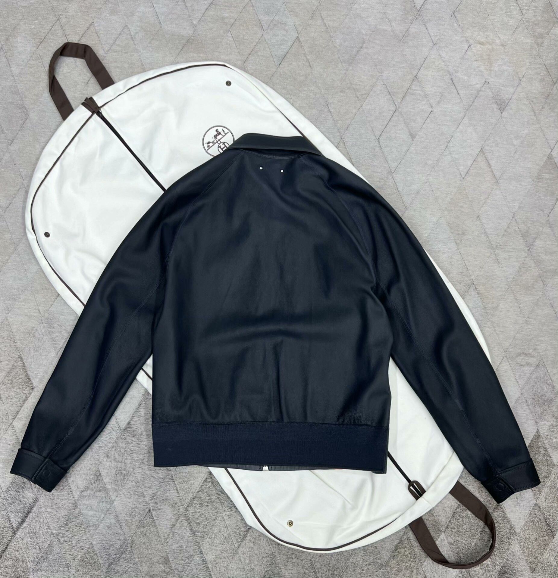 Louis Vuitton Louis Vuitton Reversible Sheepskin Jacket Size US L / EU 52-54 / 3 - 6 Thumbnail