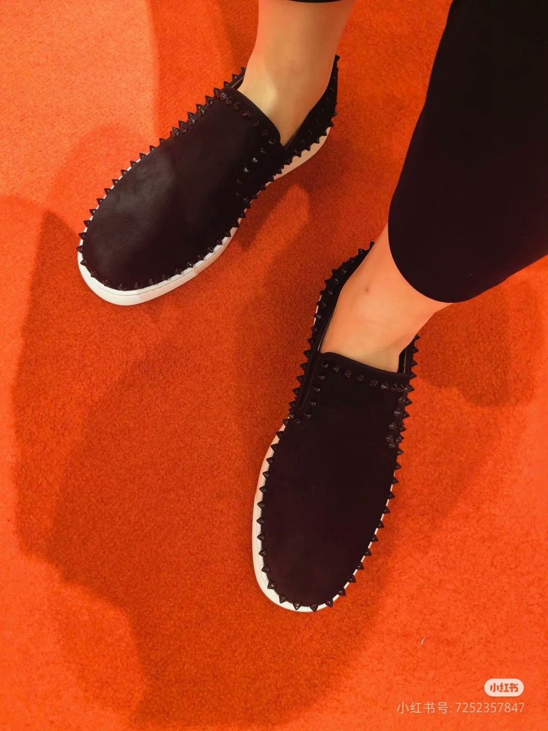 Christian Louboutin Christian Louboutin Men's Studded Suede Sneakers Size US 8 / EU 41 - 8 Thumbnail