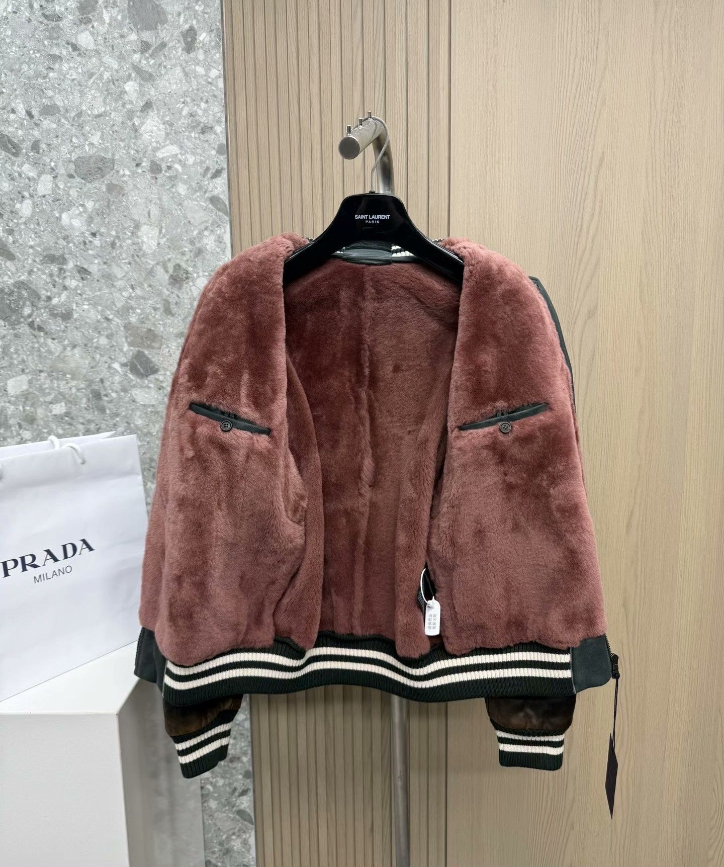 Prada Prada Retro Fur Baseball Jacket Size US M / EU 48-50 / 2 - 5 Thumbnail