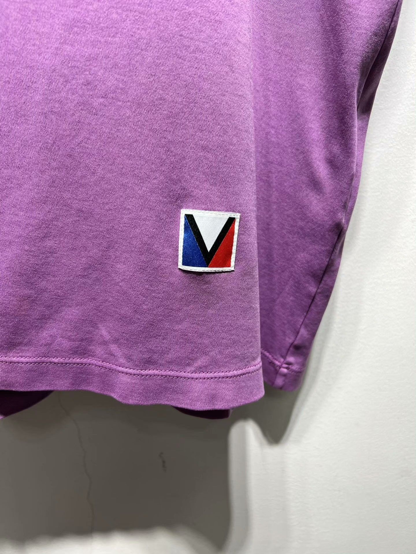Louis Vuitton Louis Vuitton T-shirt XXL Size US XXL / EU 58 / 5 - 3 Thumbnail
