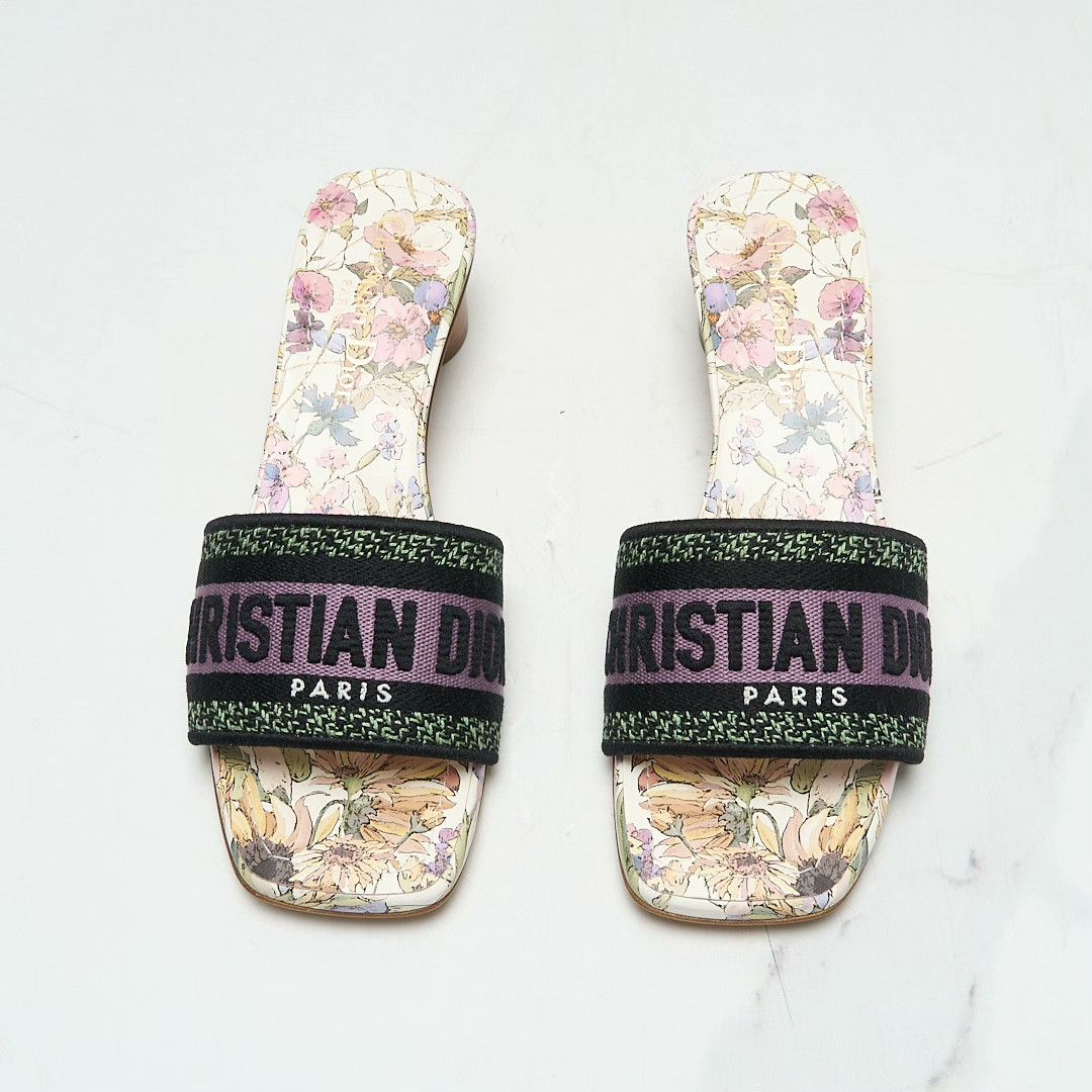 Dior Dior Women's Dway Floral Embroidered Sandals Size US 4 / IT 34 - 4 Thumbnail