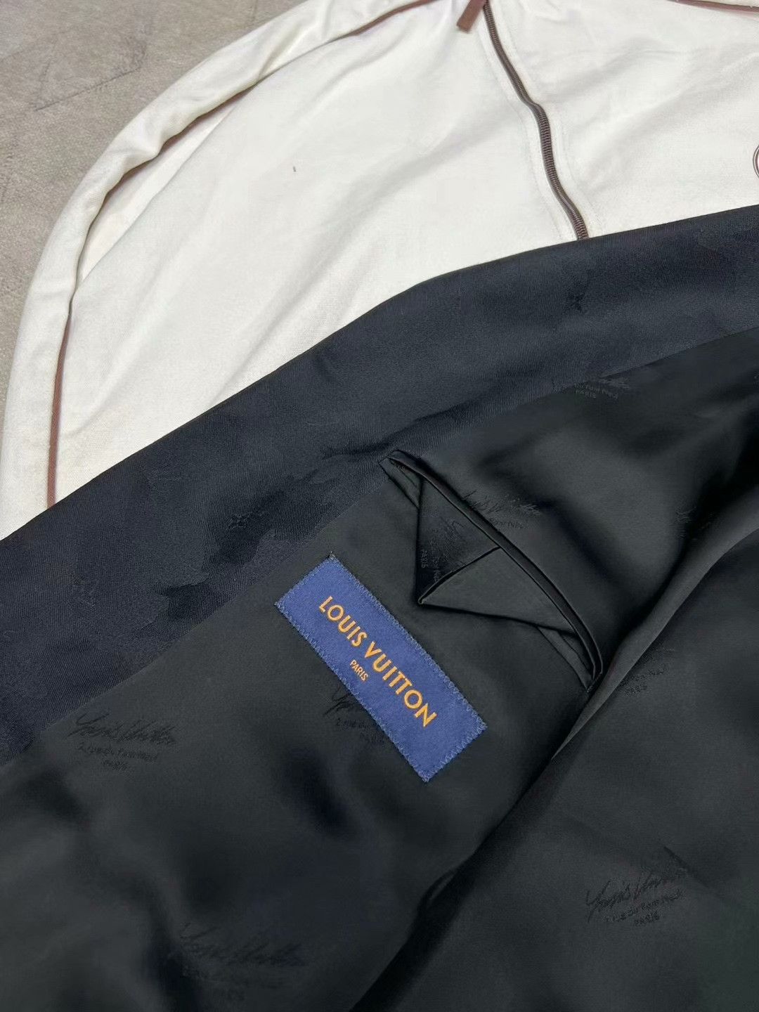 Louis Vuitton LV Monogram Embroidered Wool Jacket Size US XL / EU 56 / 4 - 6 Thumbnail