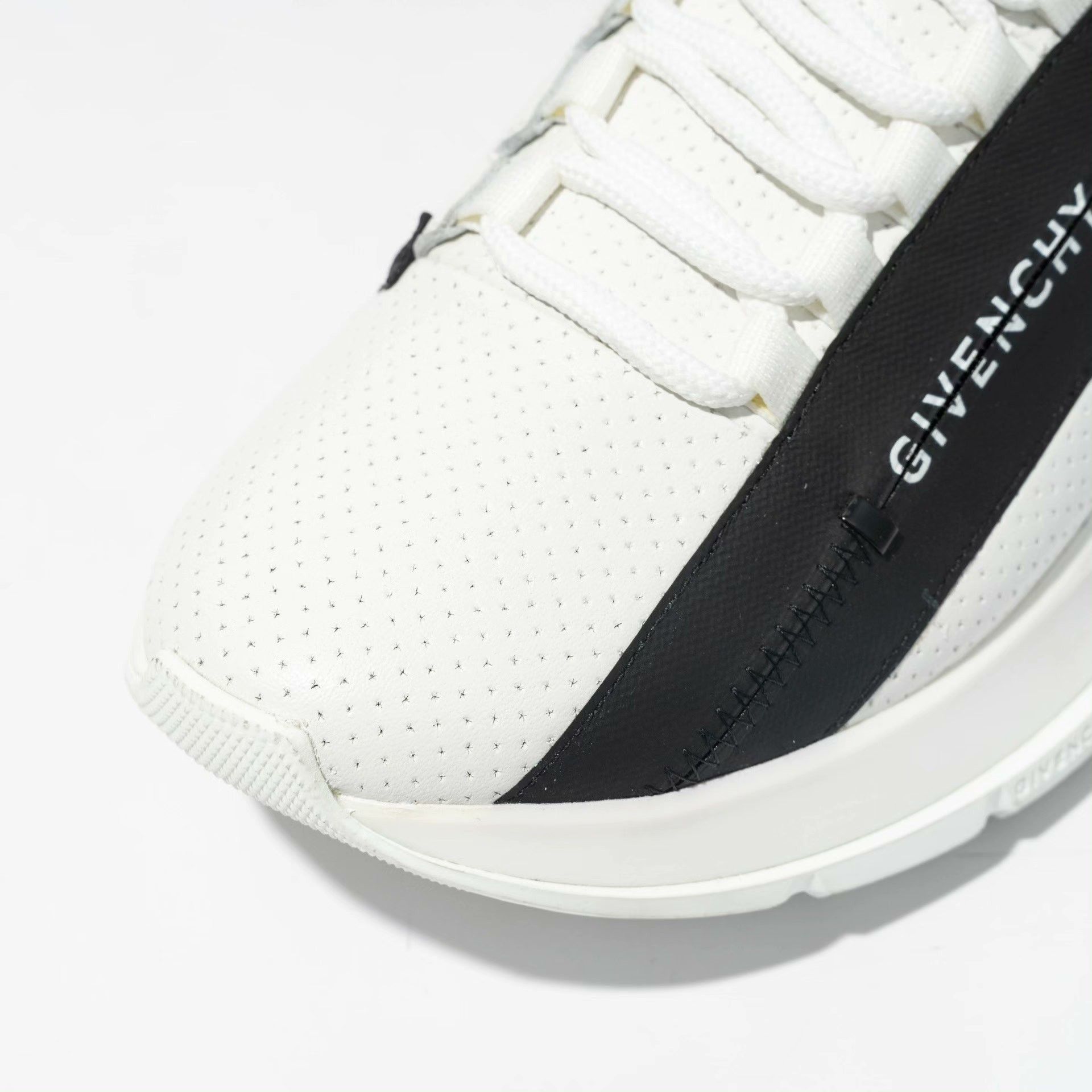 Givenchy Givenchy Women's Logo Zip Casual Shoes Size US 5 / IT 35 - 4 Thumbnail