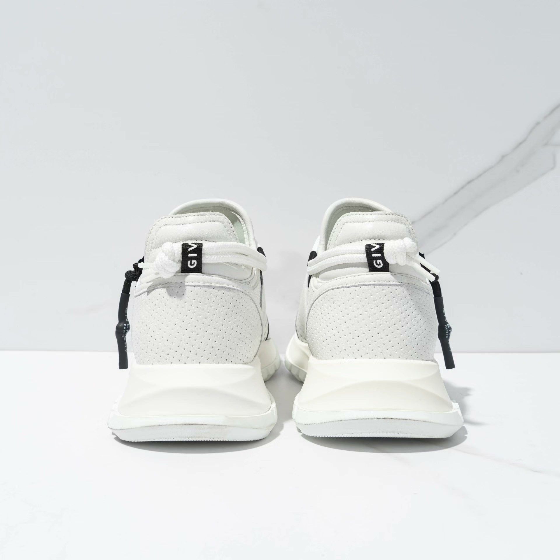 Givenchy Givenchy Women's Logo Zip Casual Shoes Size US 5 / IT 35 - 7 Thumbnail