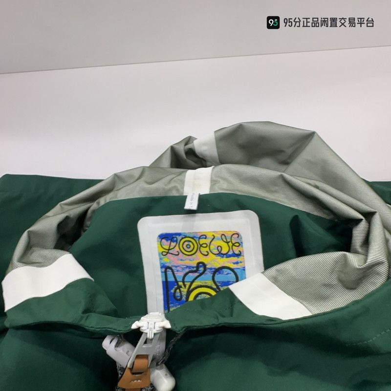 Loewe LOEWE Men's Solid Green Hooded Mid-Length Windbreaker Size US S / EU 44-46 / 1 - 3 Thumbnail