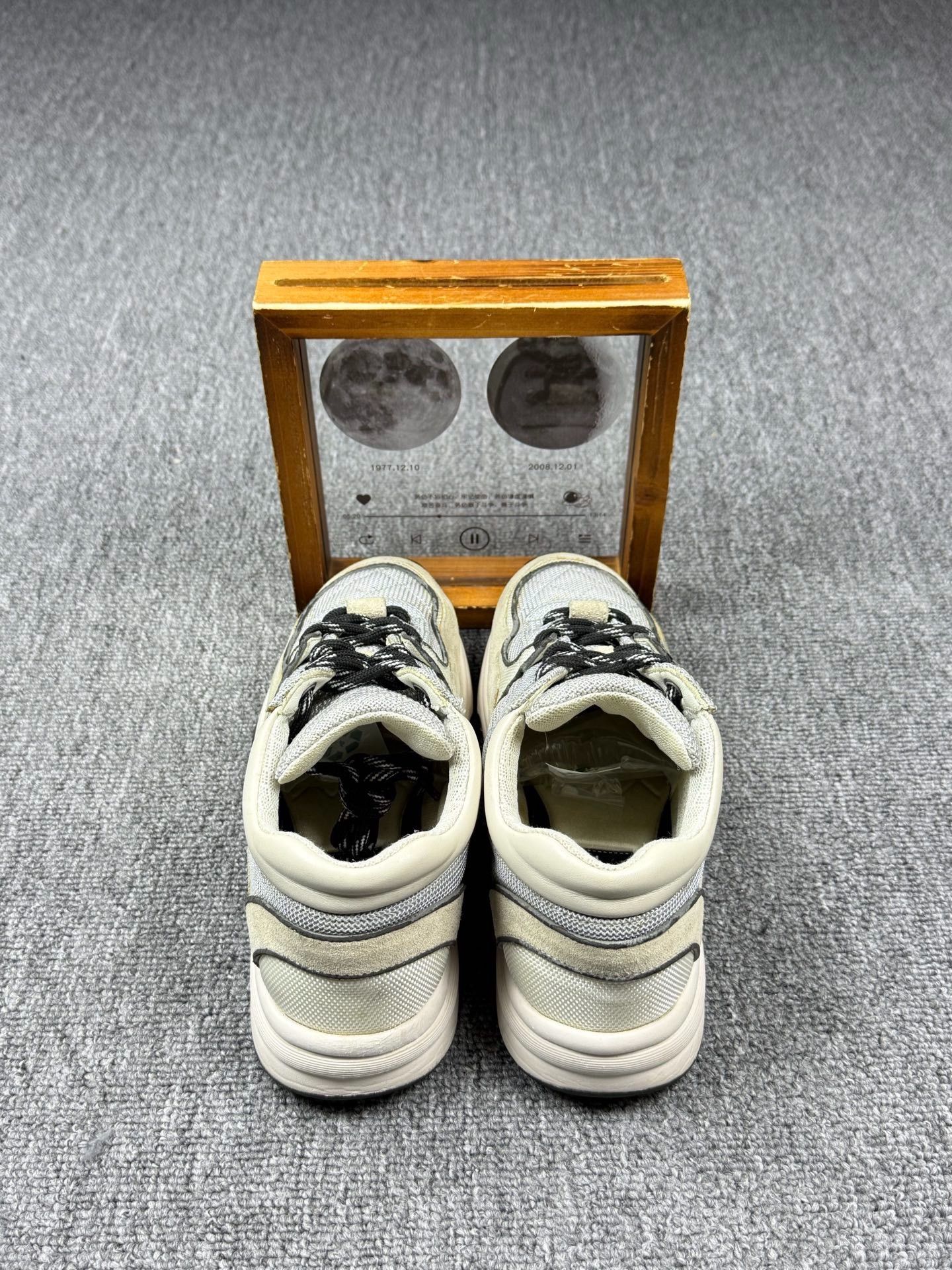 Chanel Chanel White Lowtop Sneakers it_36-5 Women Size US 6.5 / IT 36.5 - 5 Thumbnail