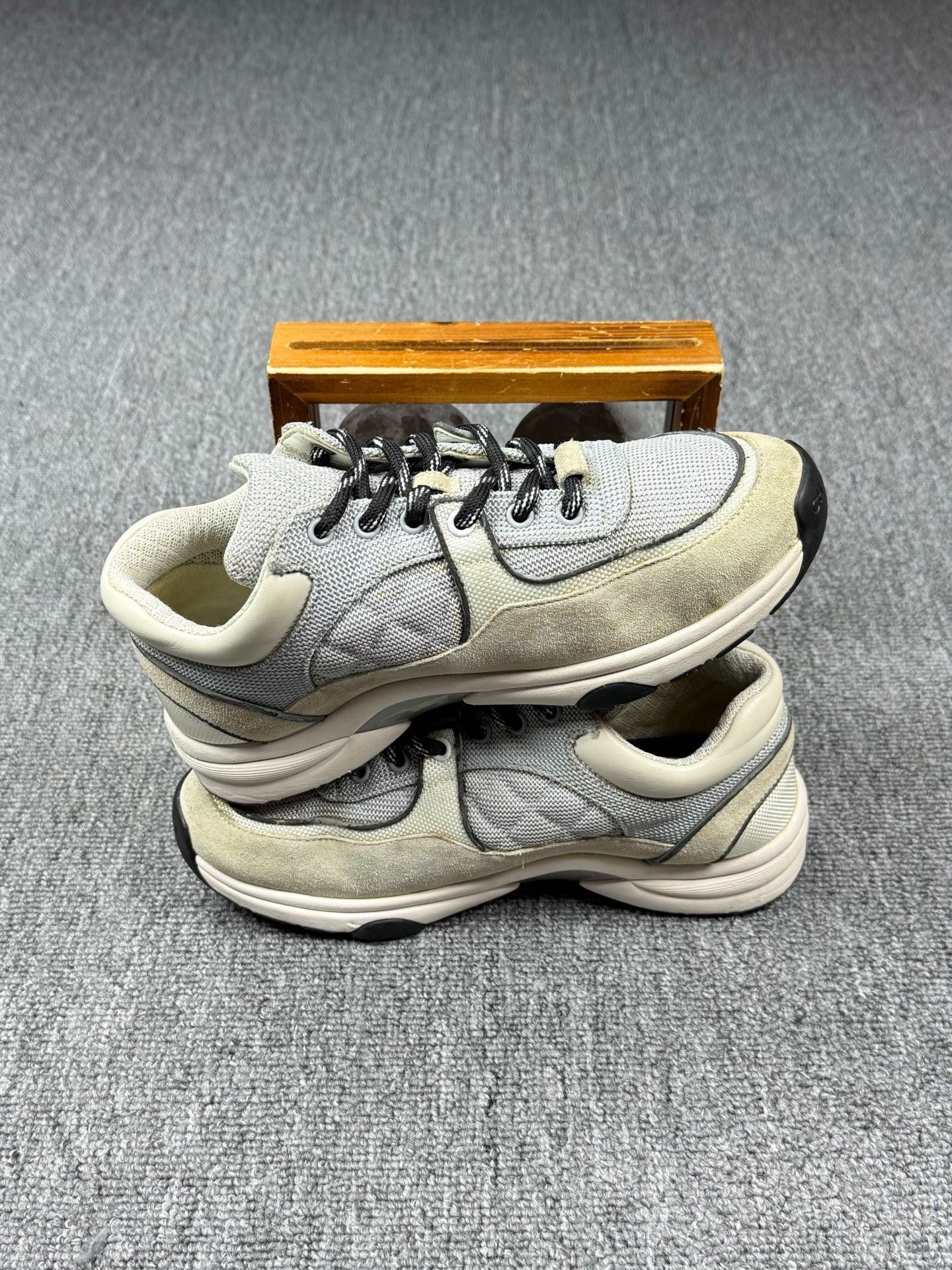 Chanel Chanel White Lowtop Sneakers it_36-5 Women Size US 6.5 / IT 36.5 - 3 Thumbnail